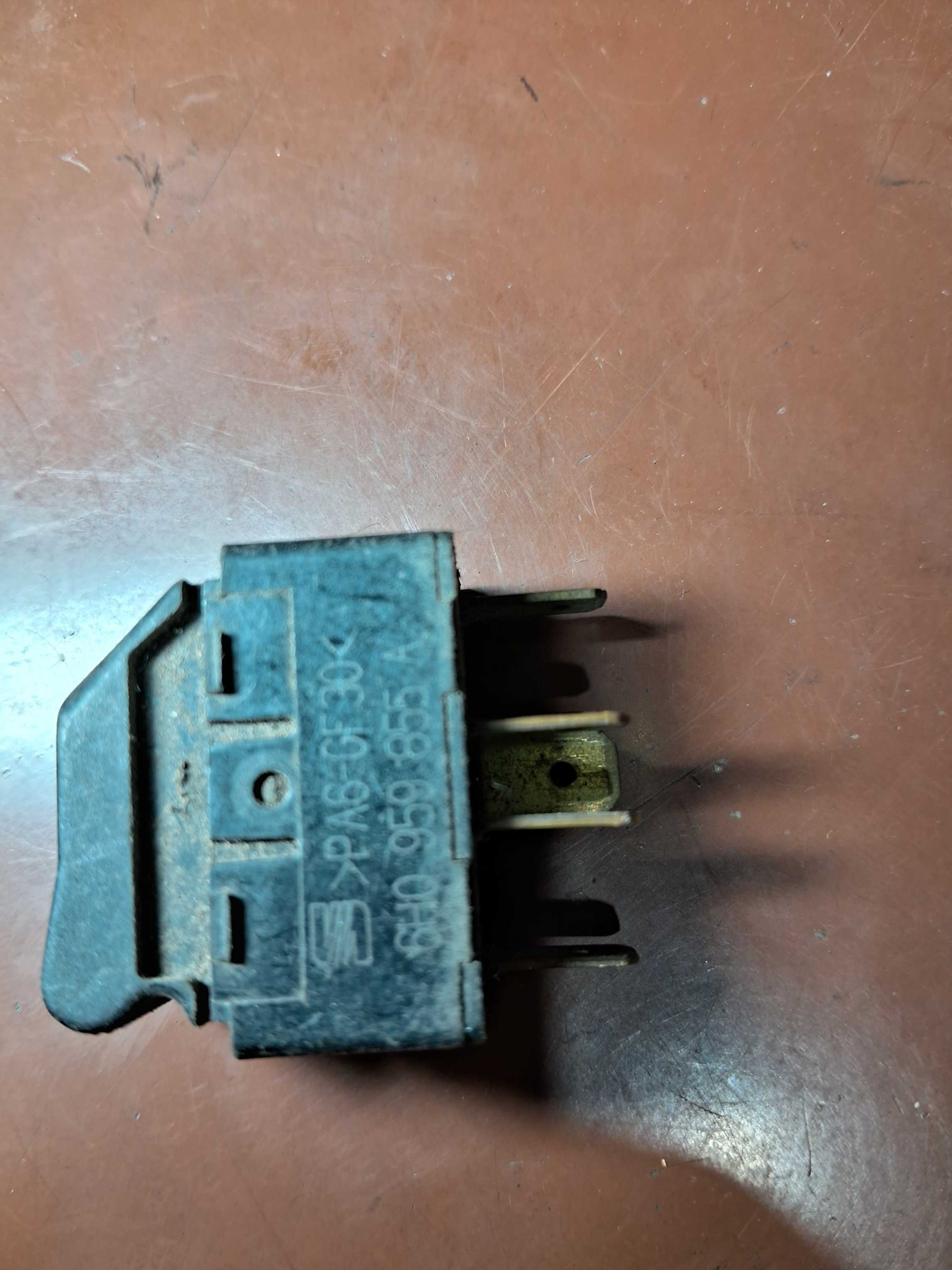Botão vidro elétrico Fiat Ibiza/Córdoba 2000 2
