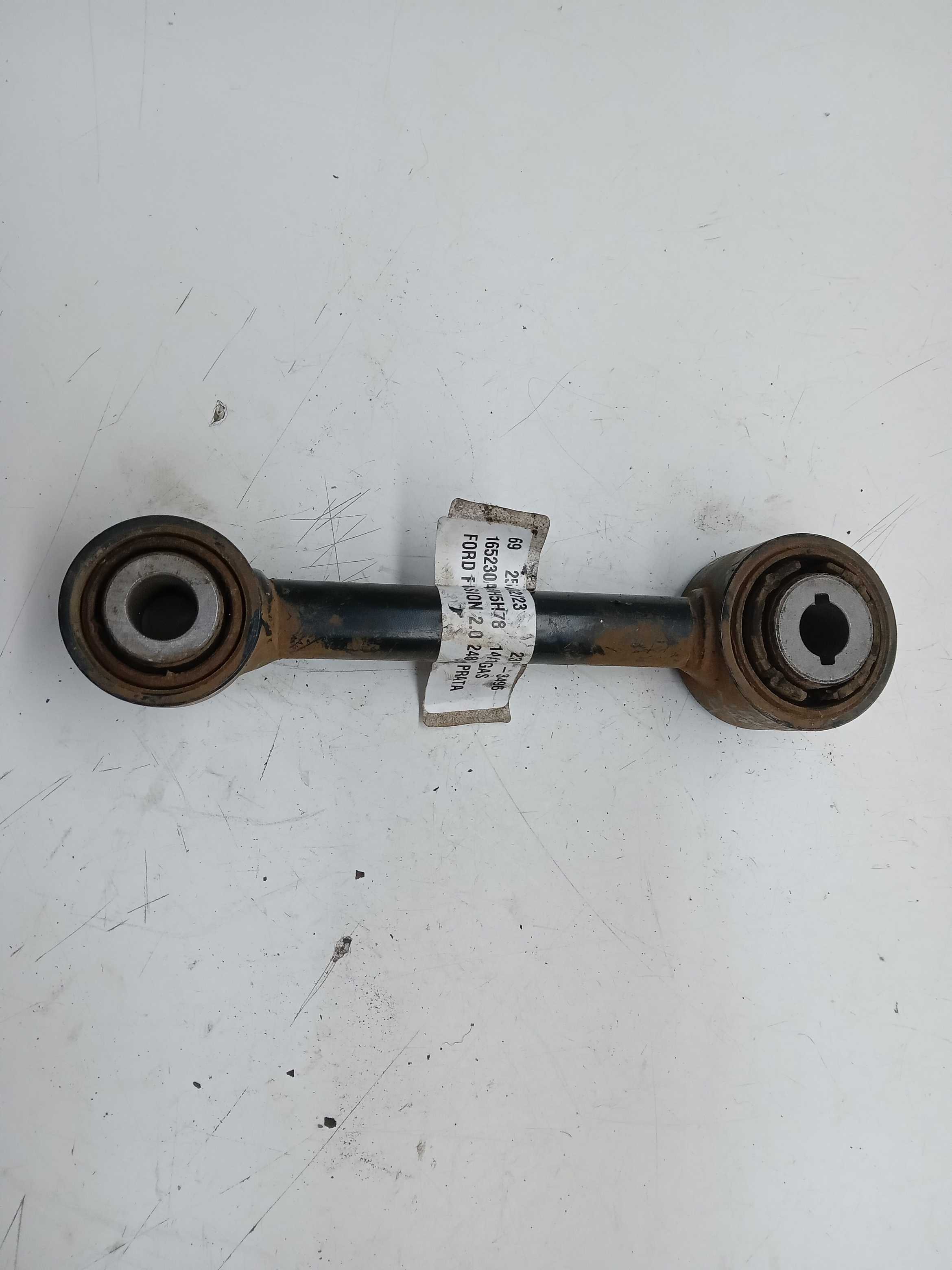 BRAÇO RETO SUSPENSÃO FORD FUSION 2015