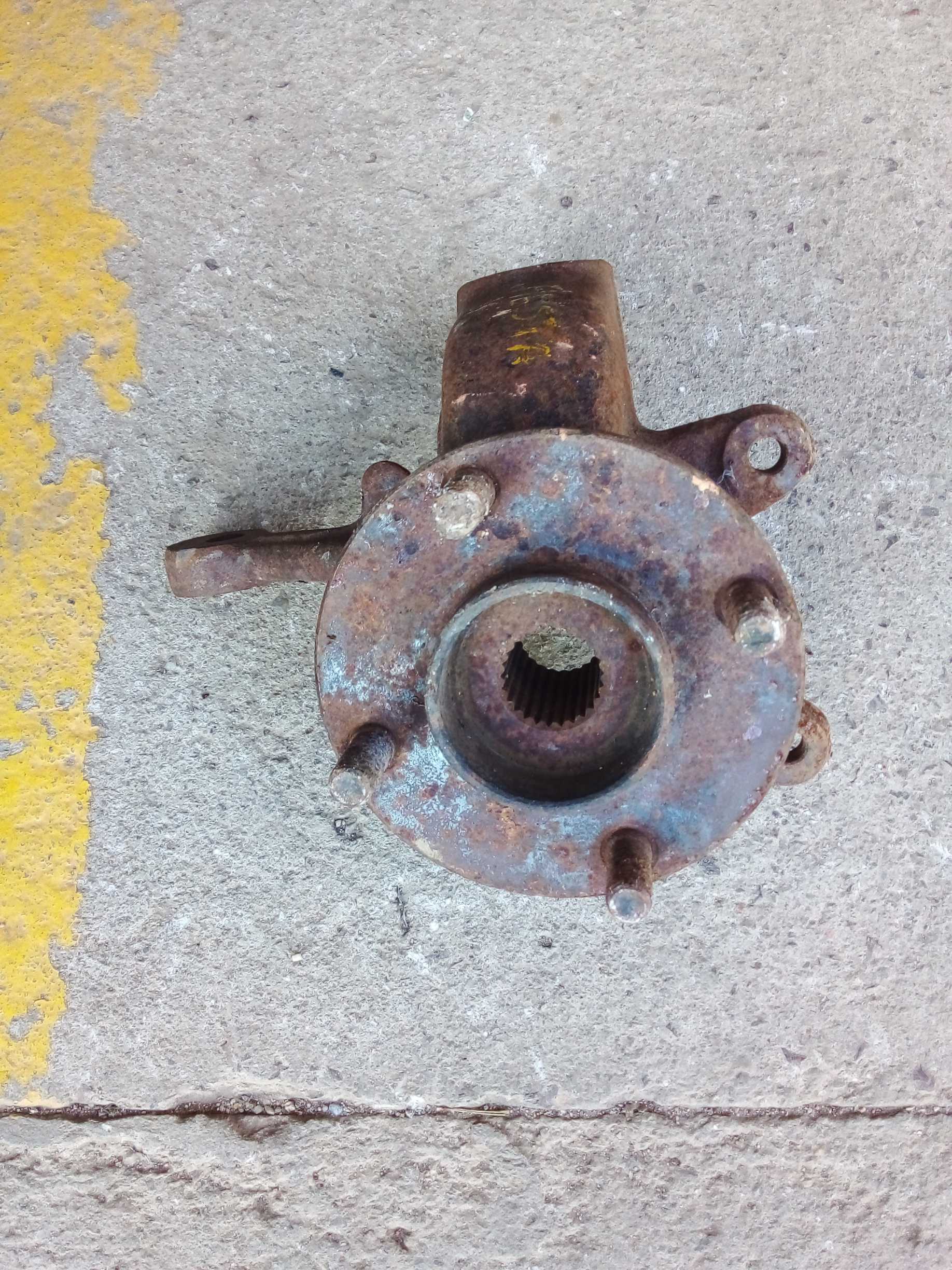 CUBO MONTANTE DIANTEIRO DIREITO FORD FIESTA 1998 2