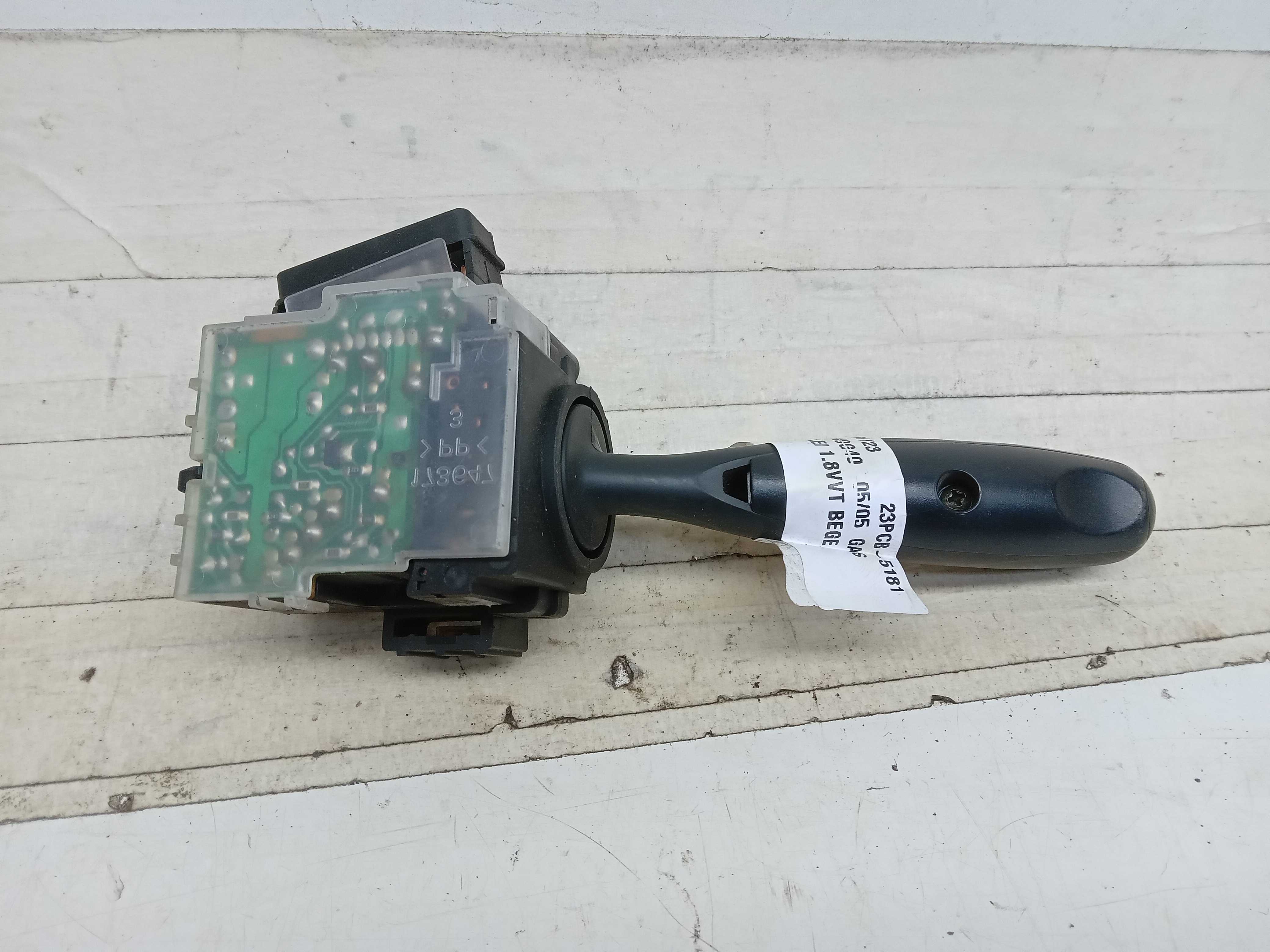 CHAVE LIMPADOR PARABRISA TOYOTA COROLLA XEI 2005 2