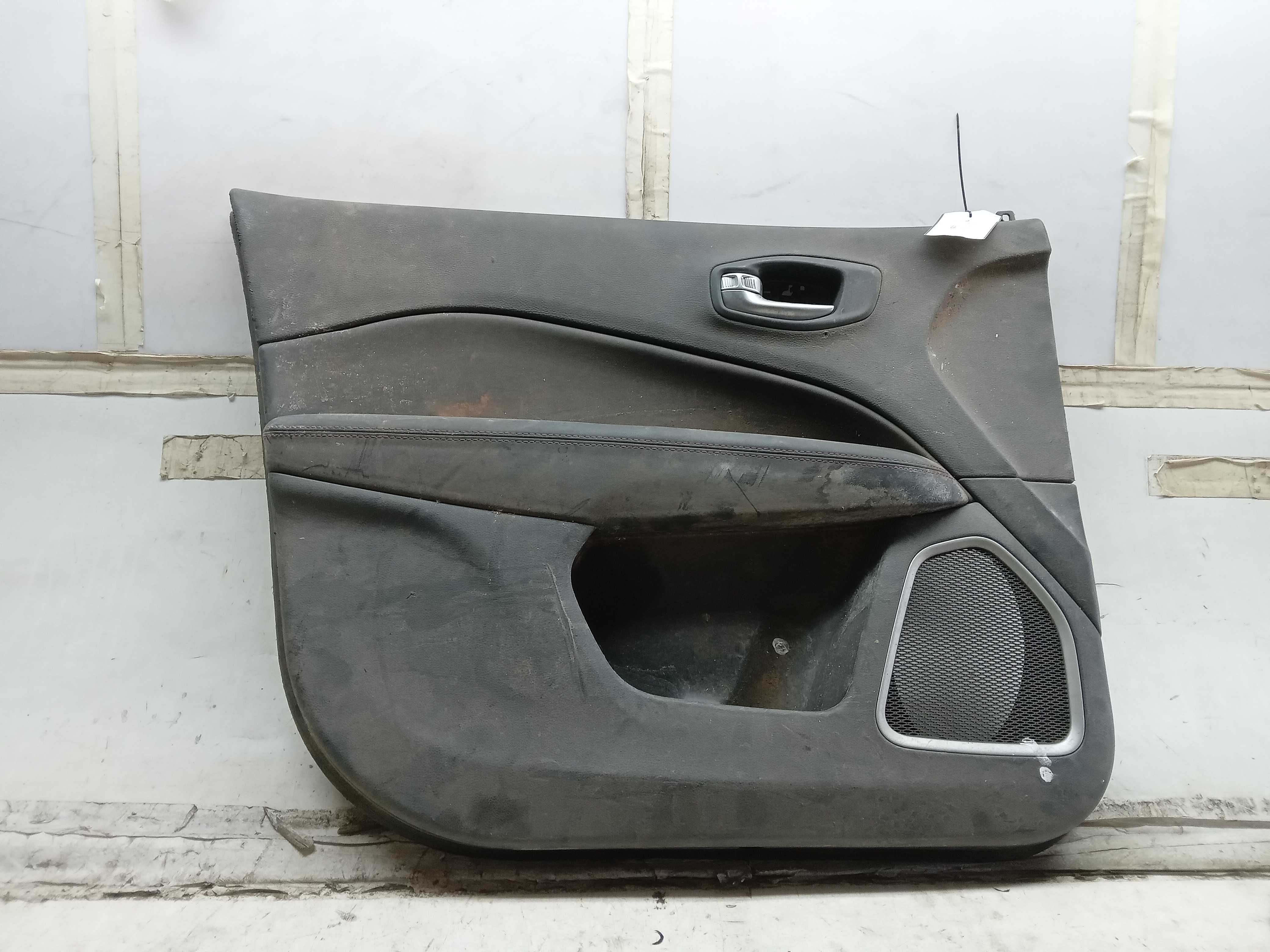 FORRO PORTA DIANTEIRO LE JEEP COMPASS FIAT TORO 2022 1