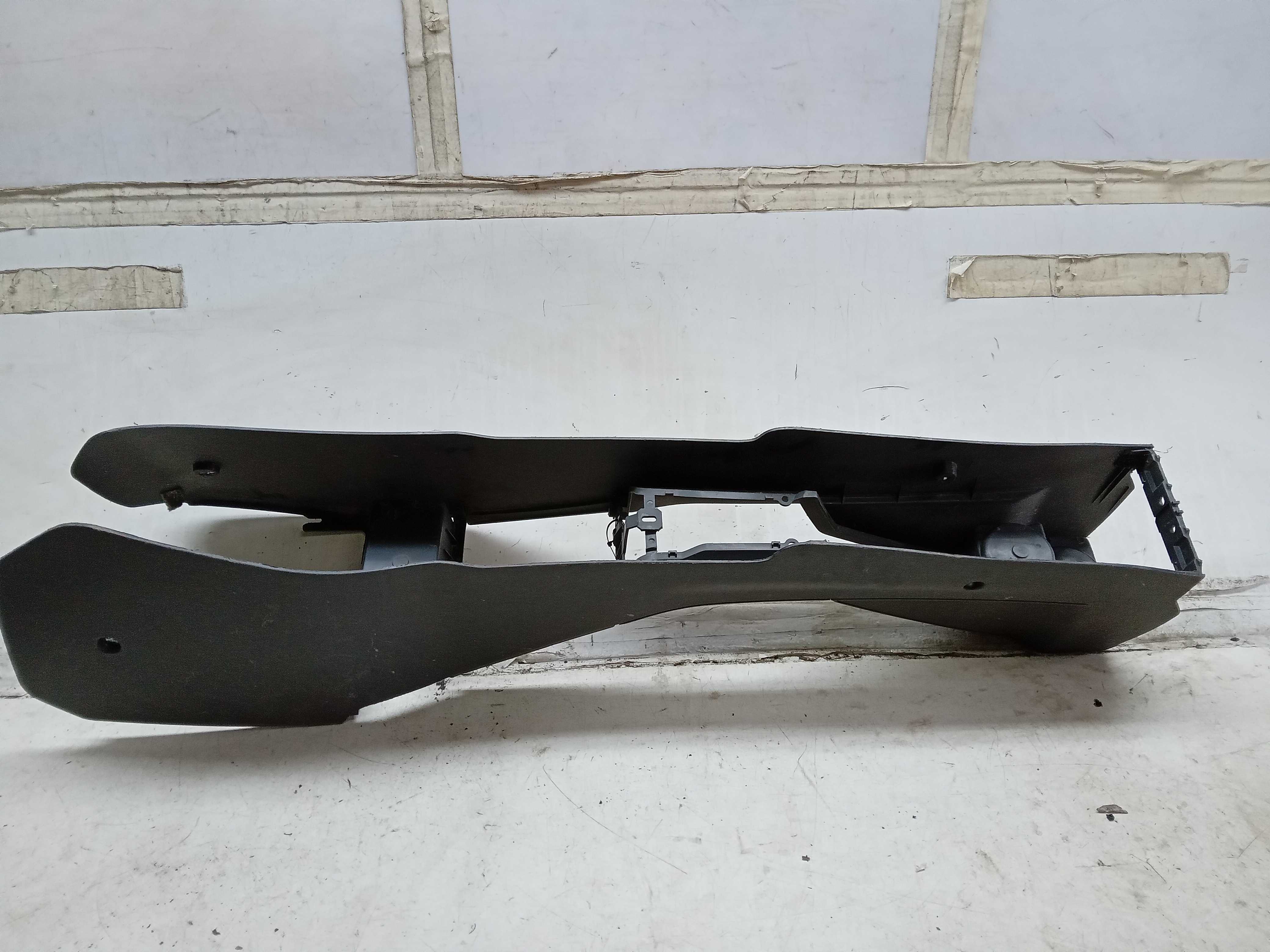 CONSOLE CENTRAL GM VECTRA 2010 1