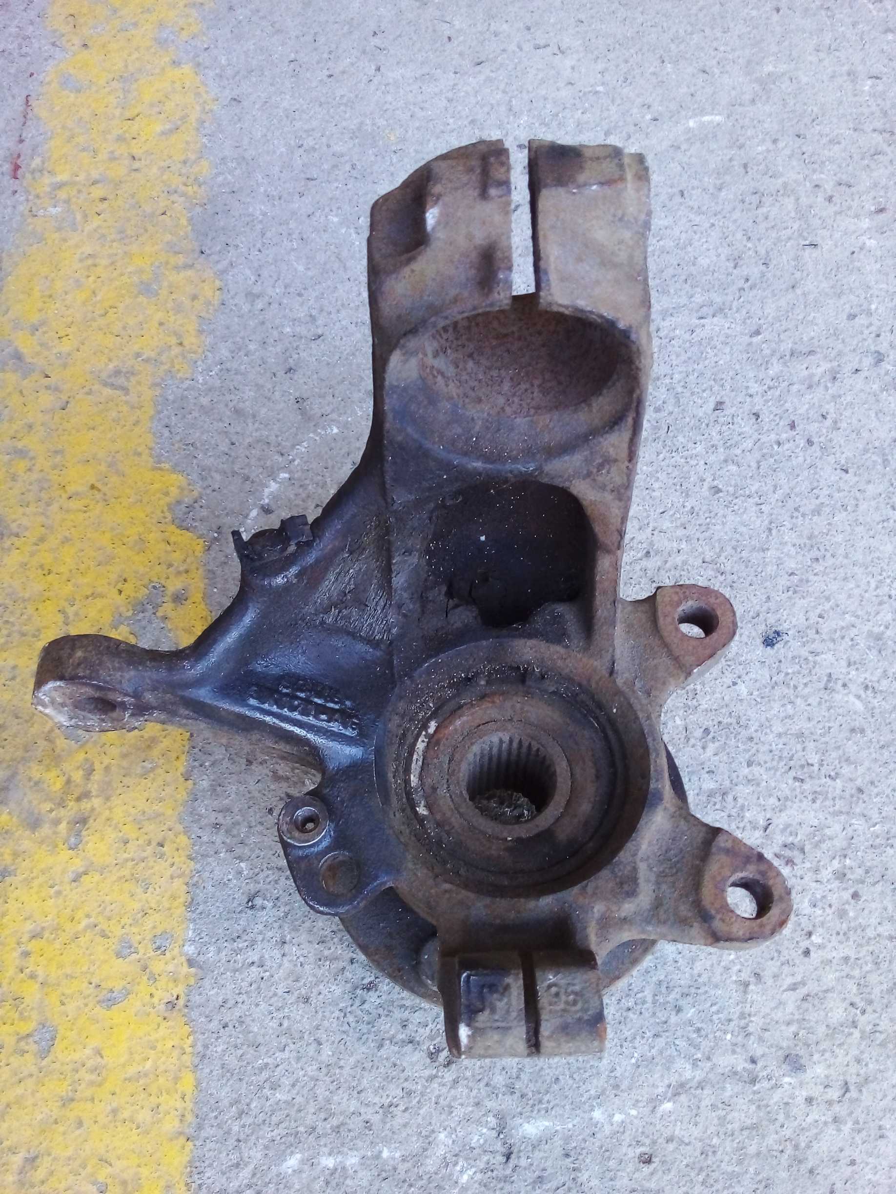 CUBO MONTANTE DIANTEIRO ESQUERDO FORD MONDEO 2001 1