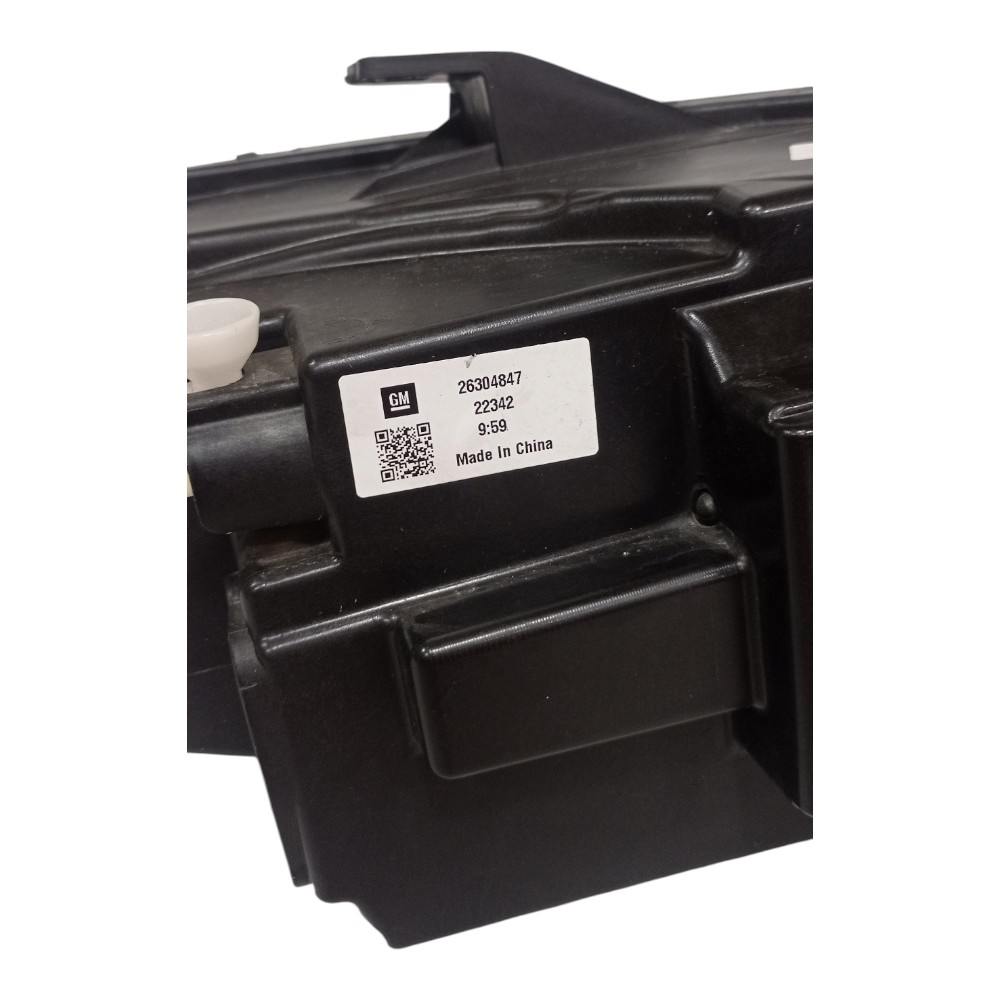 Farol Esquerdo Gm Tracker 2021 A 2024 Com Led Com Detalhe 9