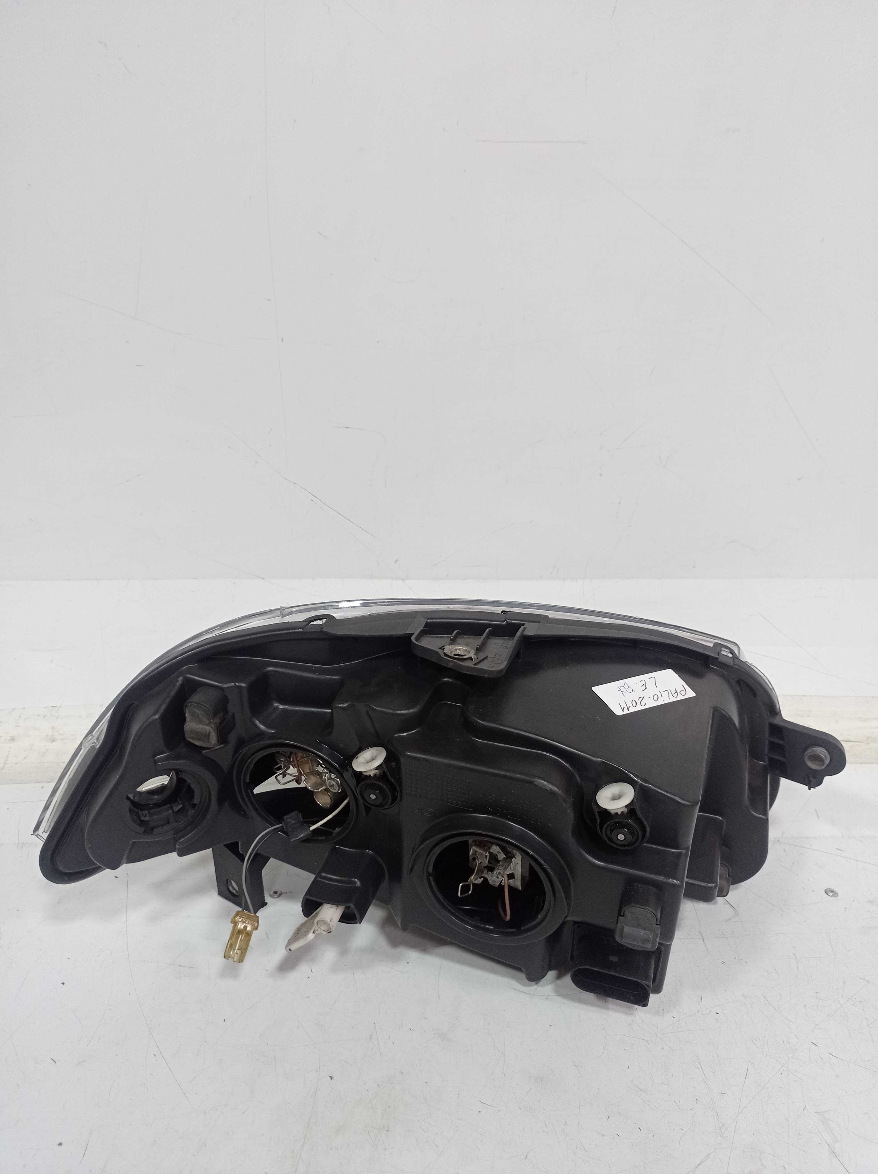 FAROL ESQUERDO FIAT PALIO ELX 2011 RECUPERADO 4