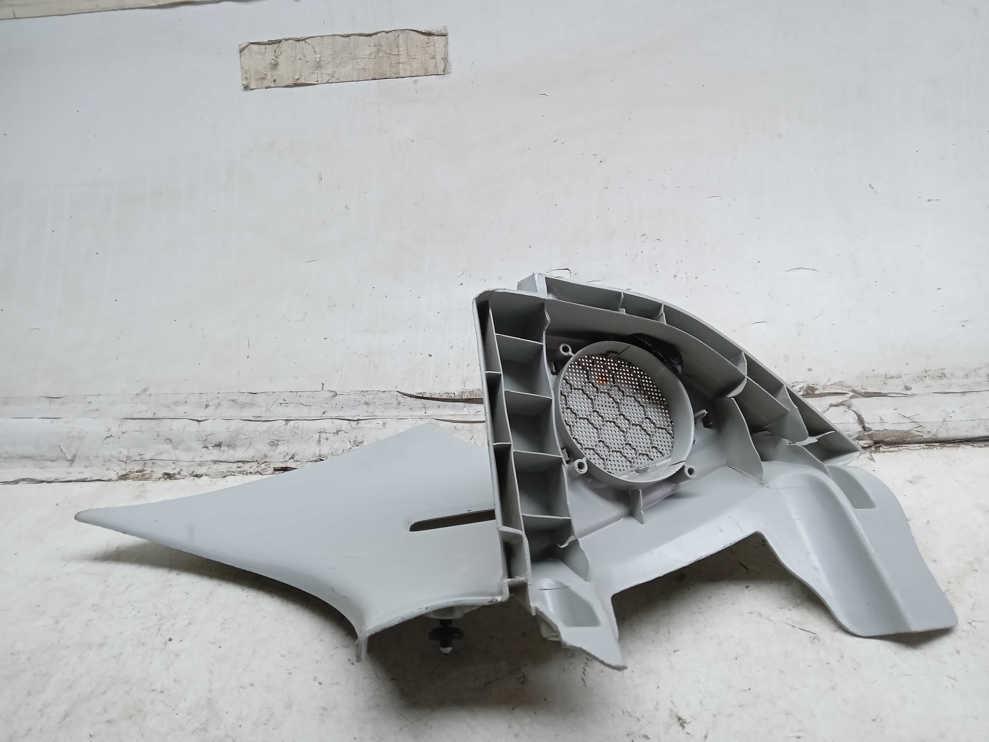 SUPORTE TAMPAO BAGAGITO VW GOL 2009 1
