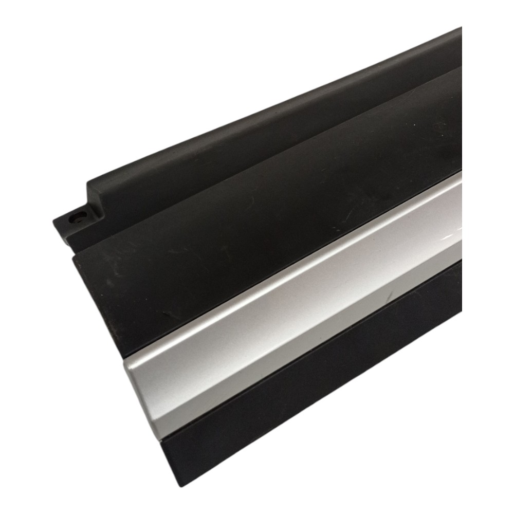 Moldura Friso Porta Traseira Direita Byd Song Plus 2024 Preto 3