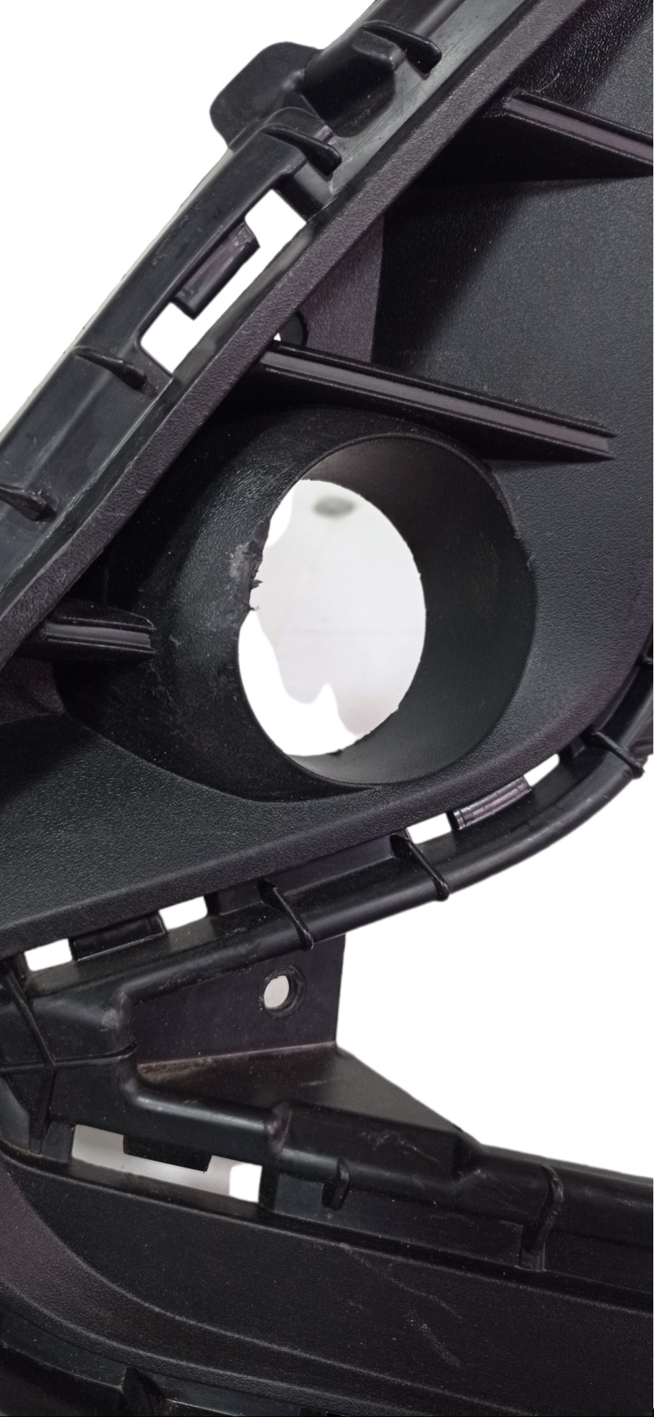 Moldura Farol Milha Direito Hb20 Sedan Com Furo 2020 A 2022 2