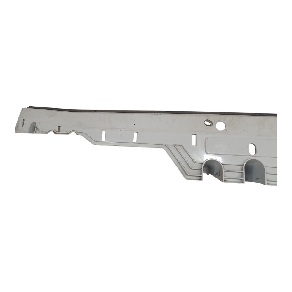 Cobertura Frontal Volkswagen Delivery 11180 Original  Branco 4