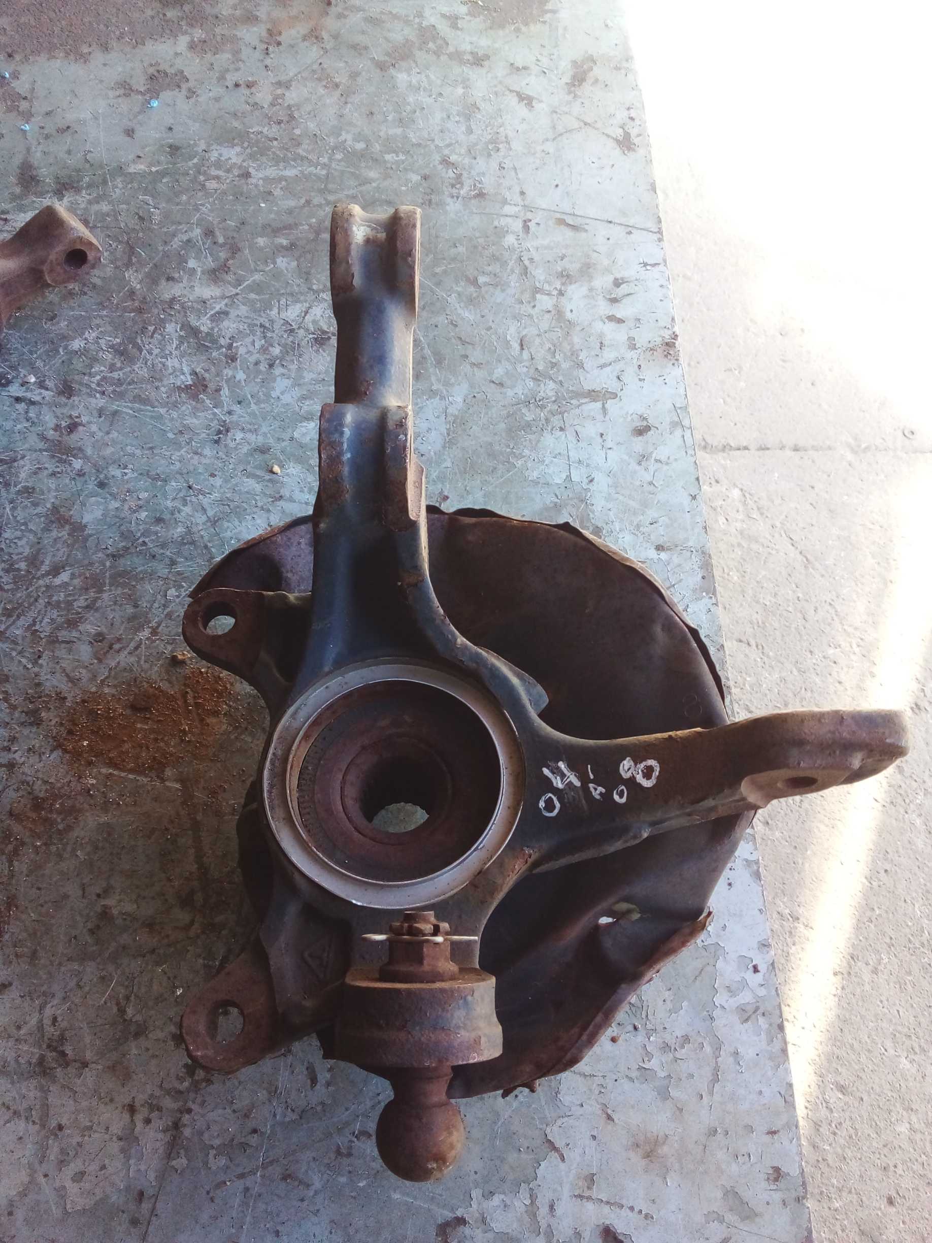 CUBO MONTANTE DIANTEIRO DIREITO HONDA FIT 2004