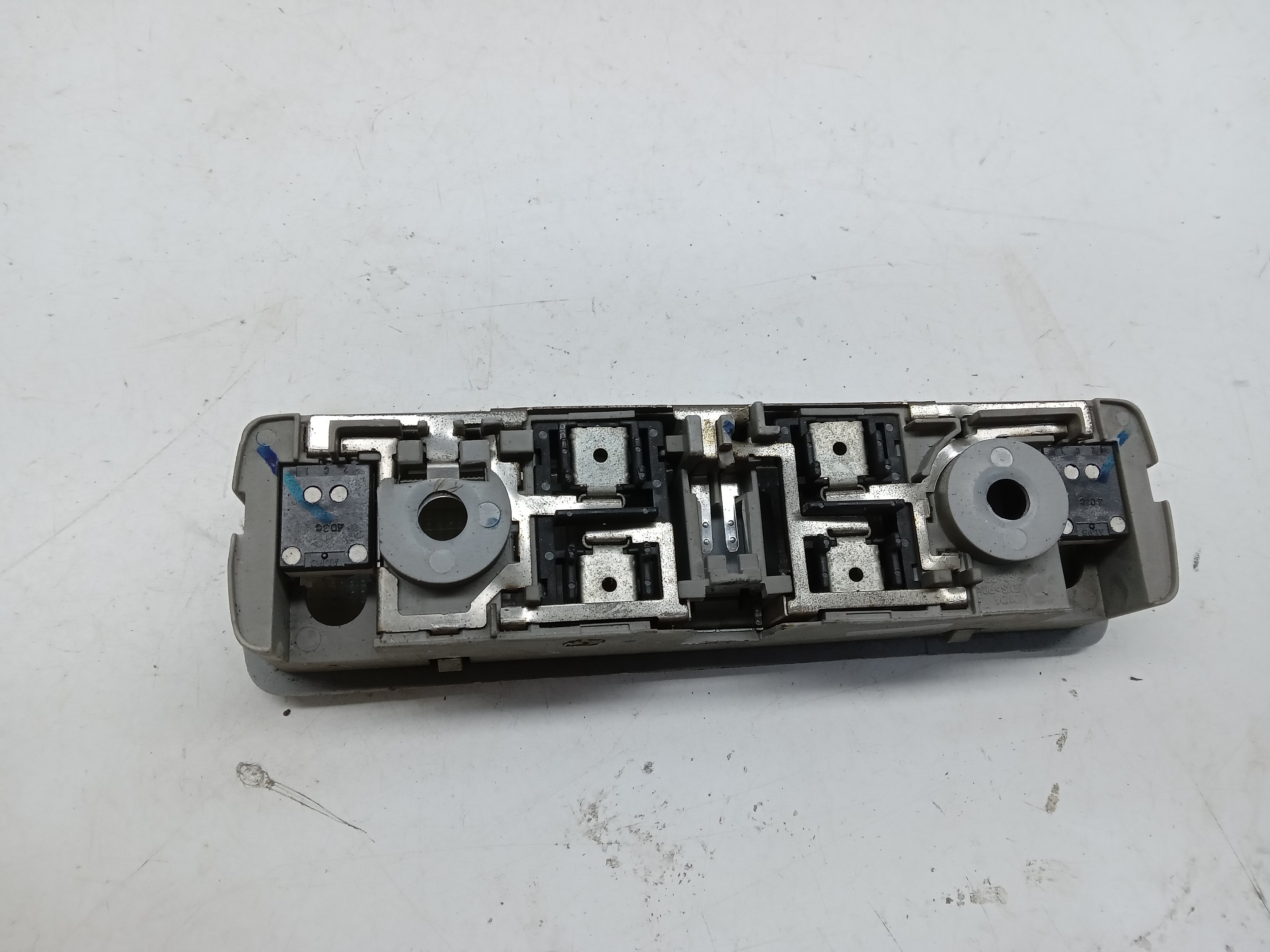 LUZ CORTESIA TETO HONDA FIT 2004 2