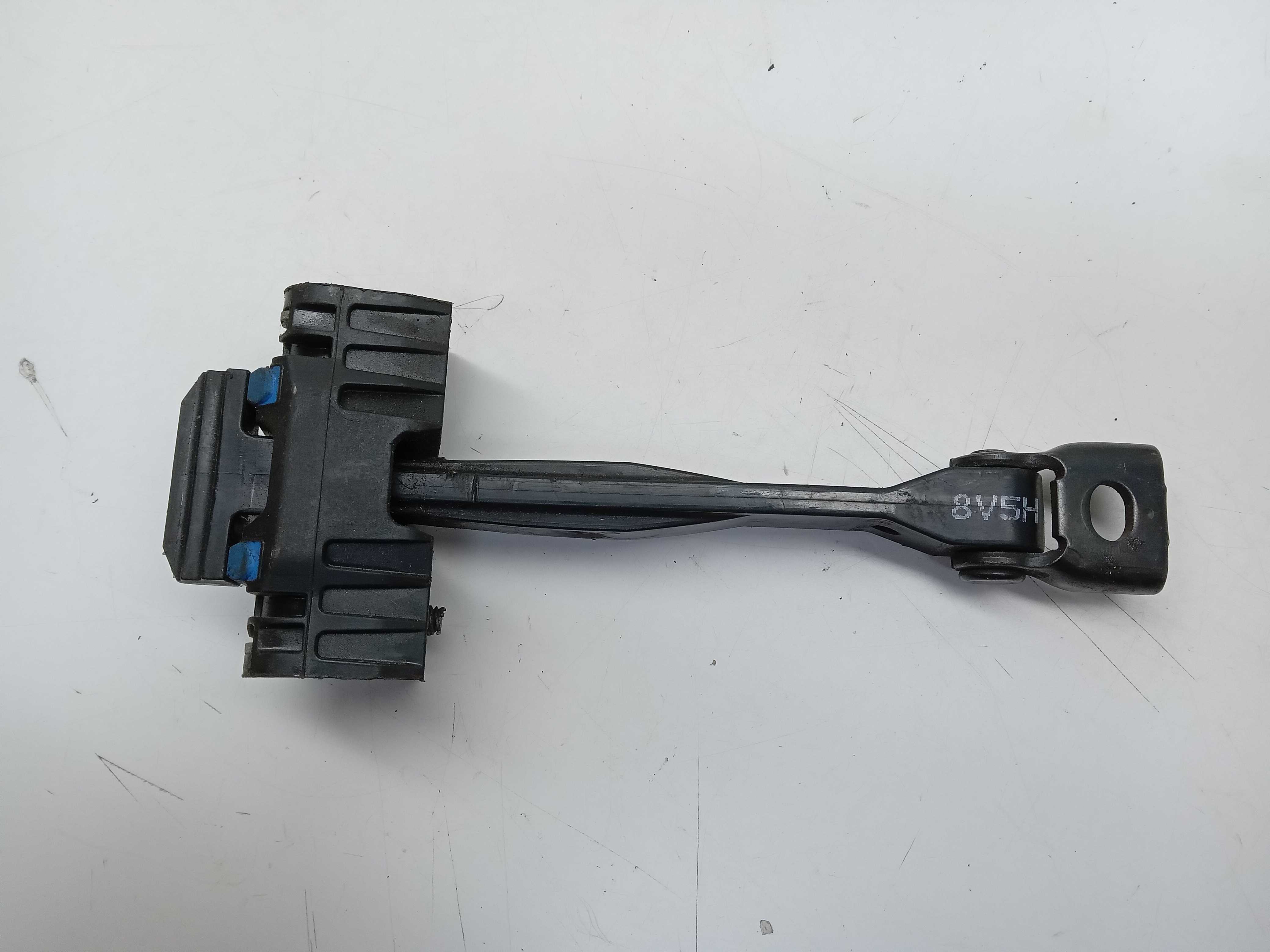 LIMITADOR PORTA TRASEIRA LE AUDI A3 2015 1