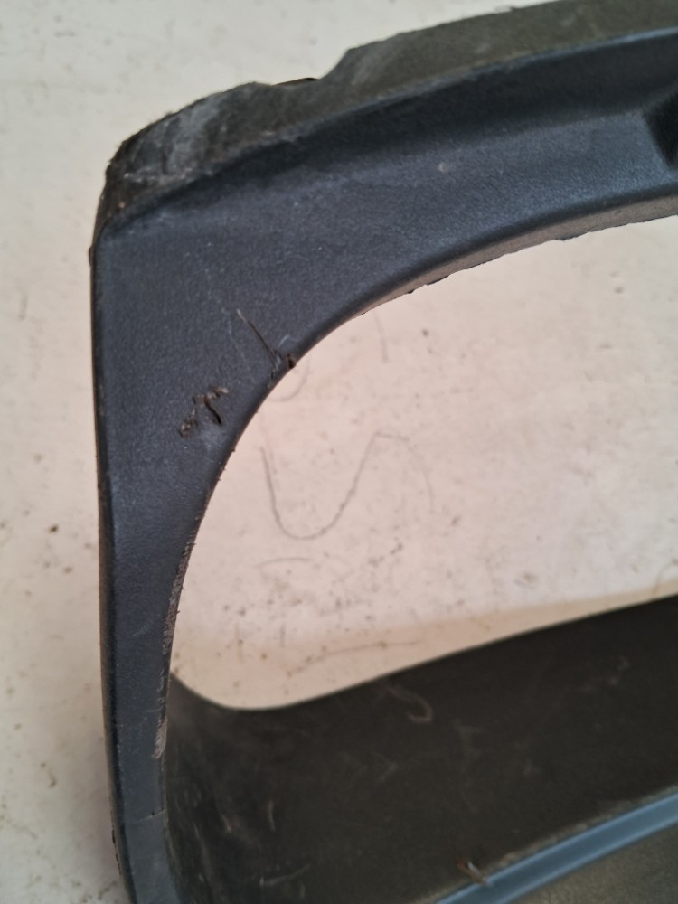 Moldura Painel Instrumentos M Benz Atego A9406801139 C/detal 3