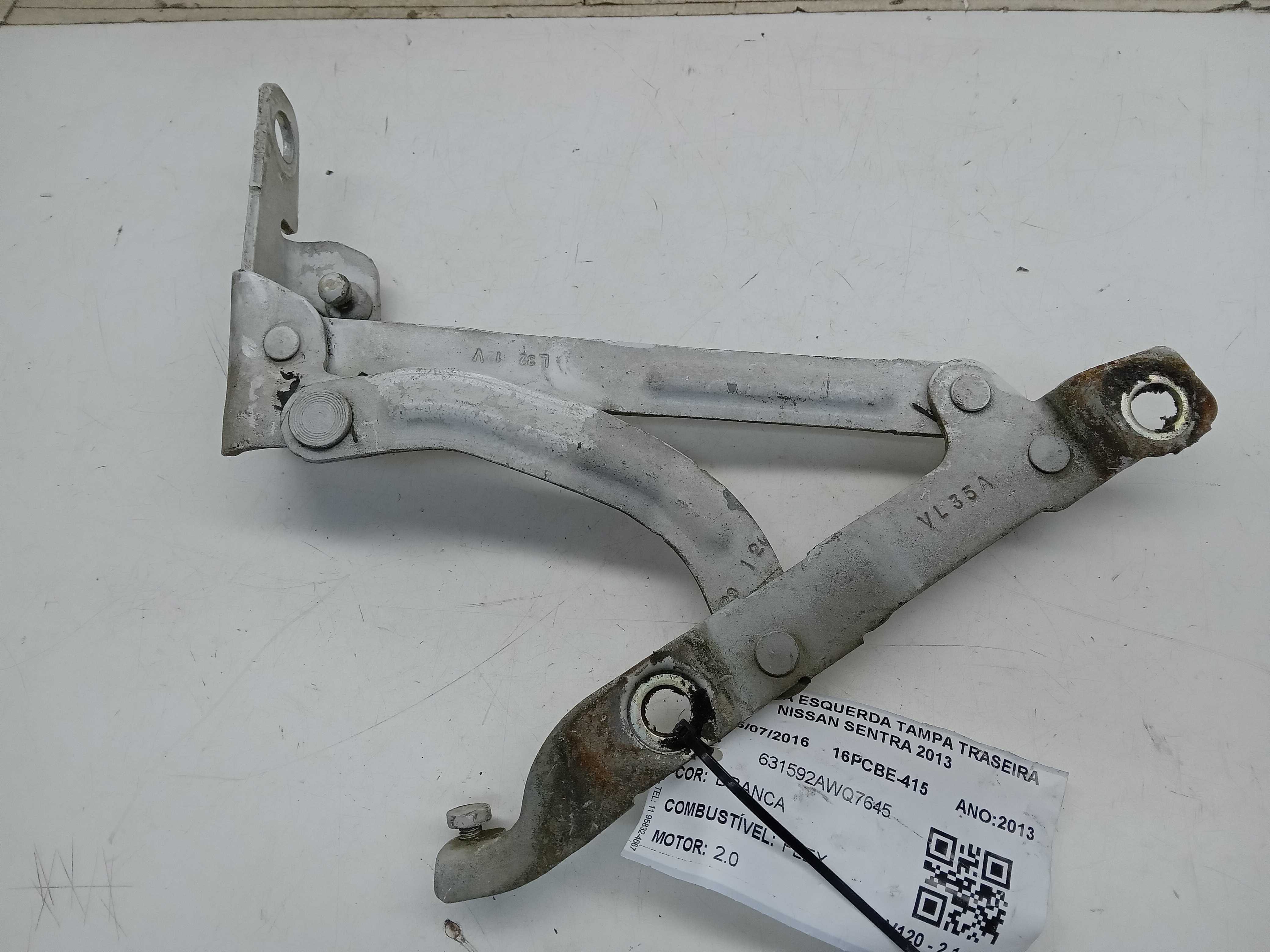 DOBRADIÇA TAMPA TRASEIRA LE NISSAN SENTRA 2013 1
