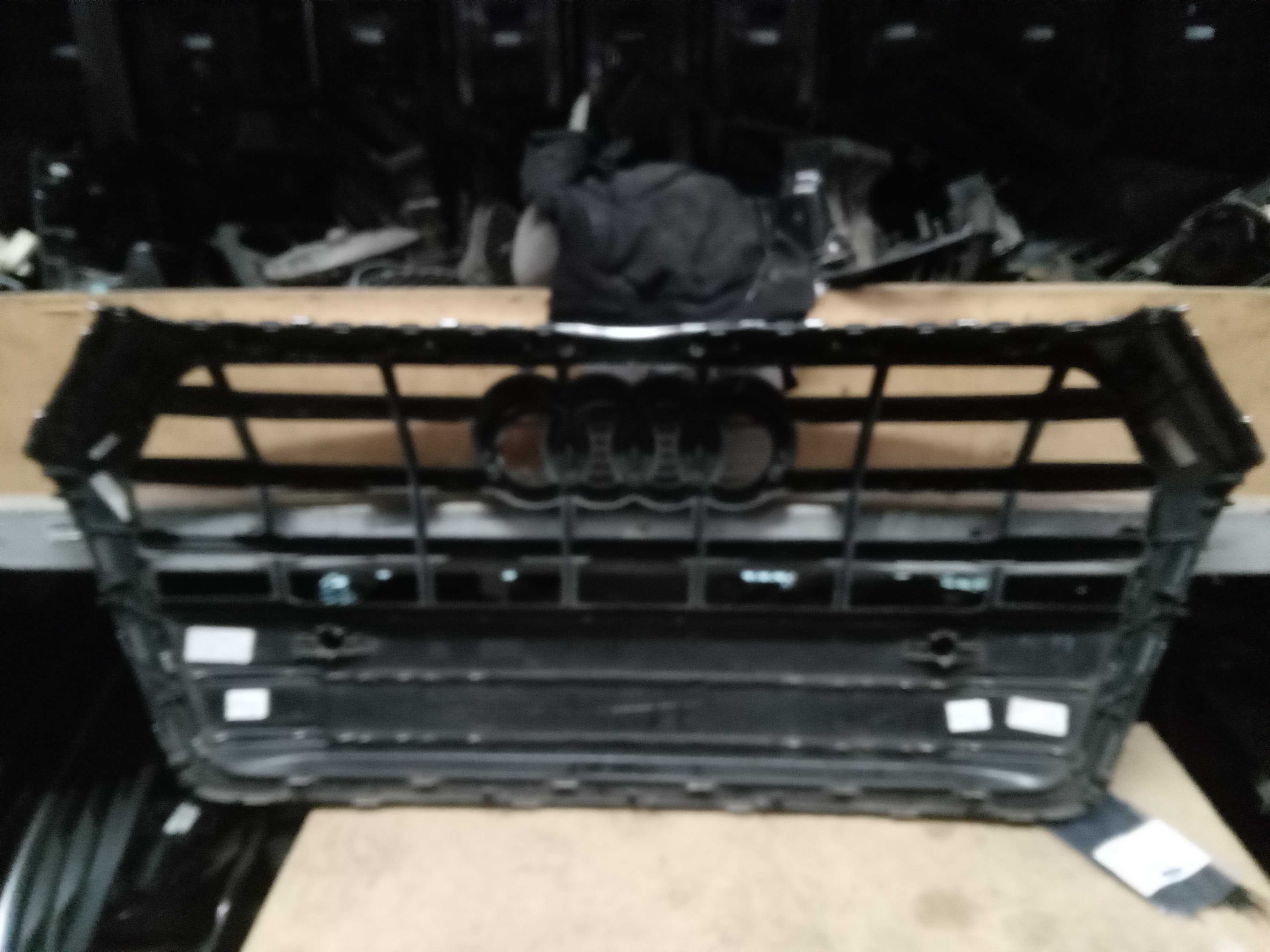 GRADE FRONTAL PARACHOQUE AUDI Q5  S-LINE 2018 4