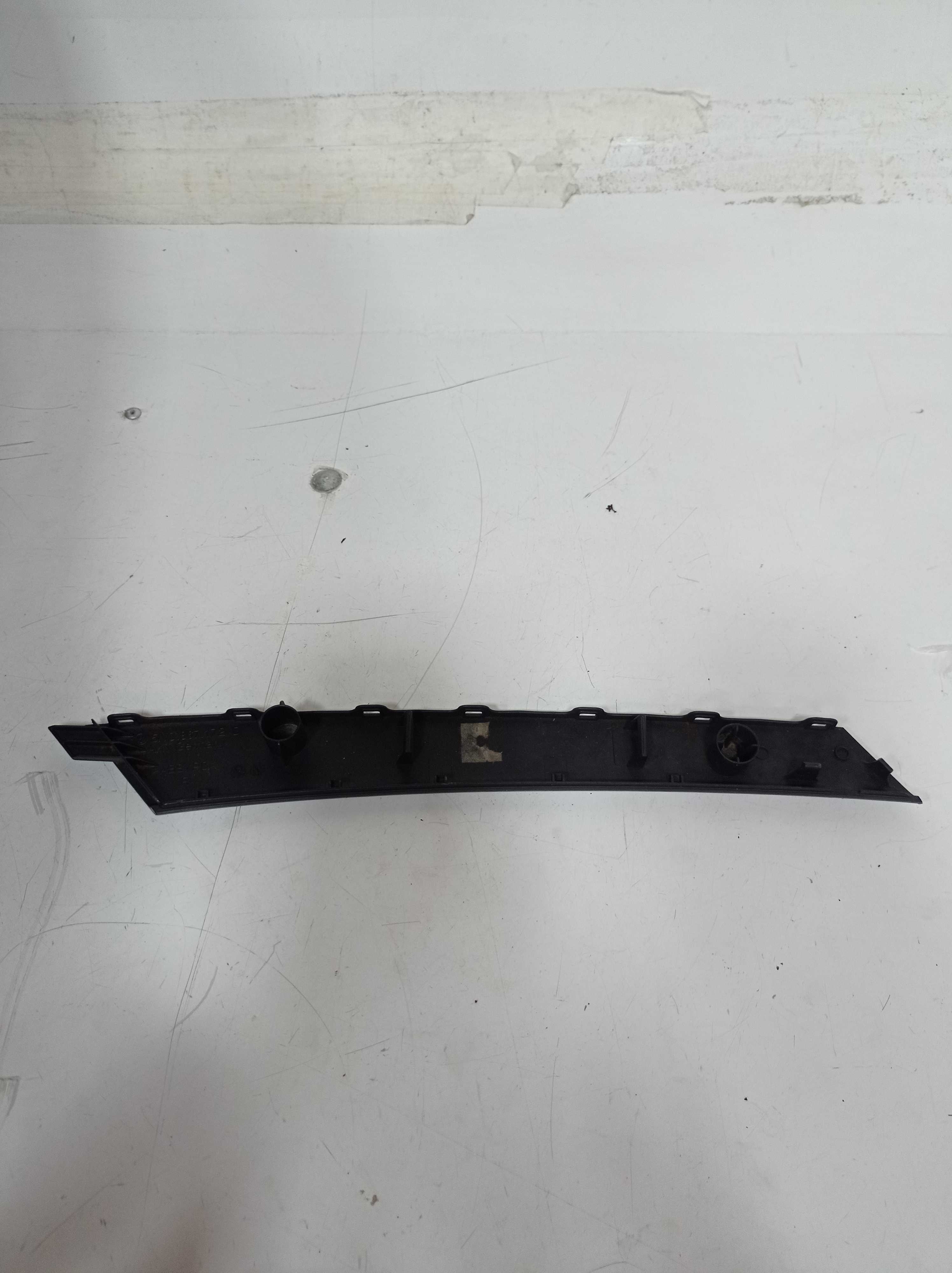 5n0867172 MOLDURA PUXADOR PORTA DIANT DIREITA TIGUAN 2012 2