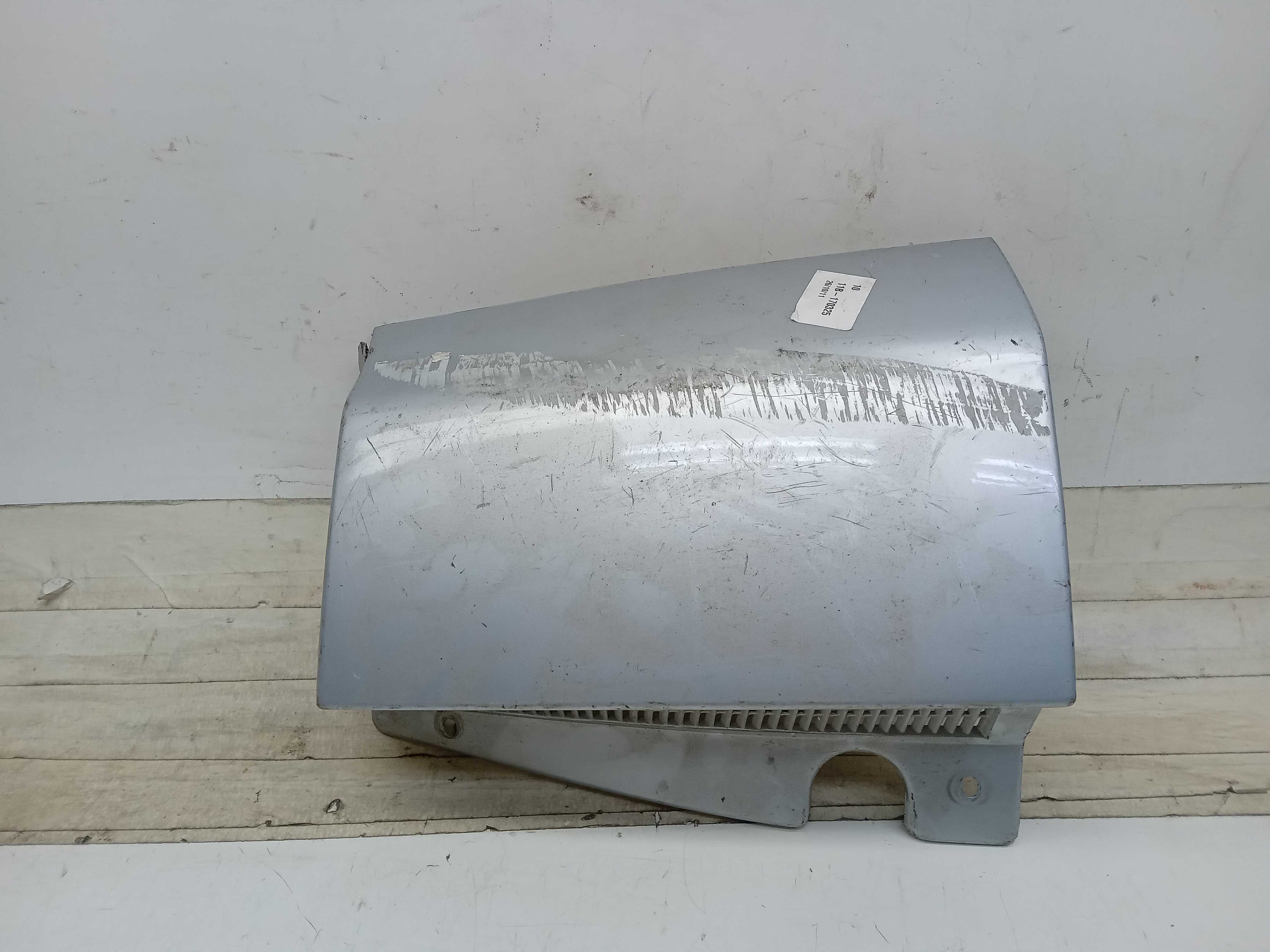 Moldura aplique lanterna traseira gm meriva 2003