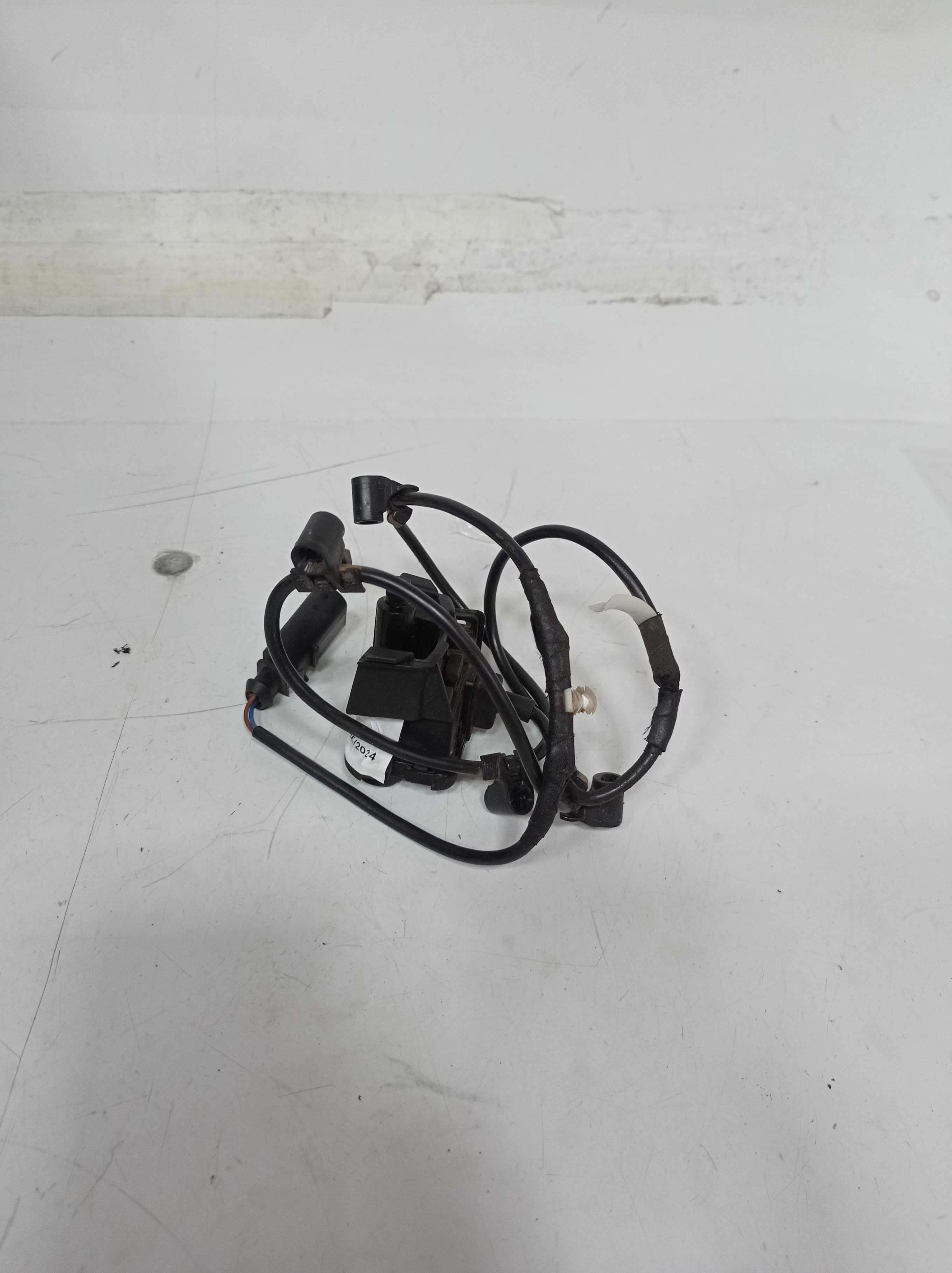 TRAVA ELÉTRICA DA TAMPA DE COMBUSTÍVEL VW AMAROK 2009
