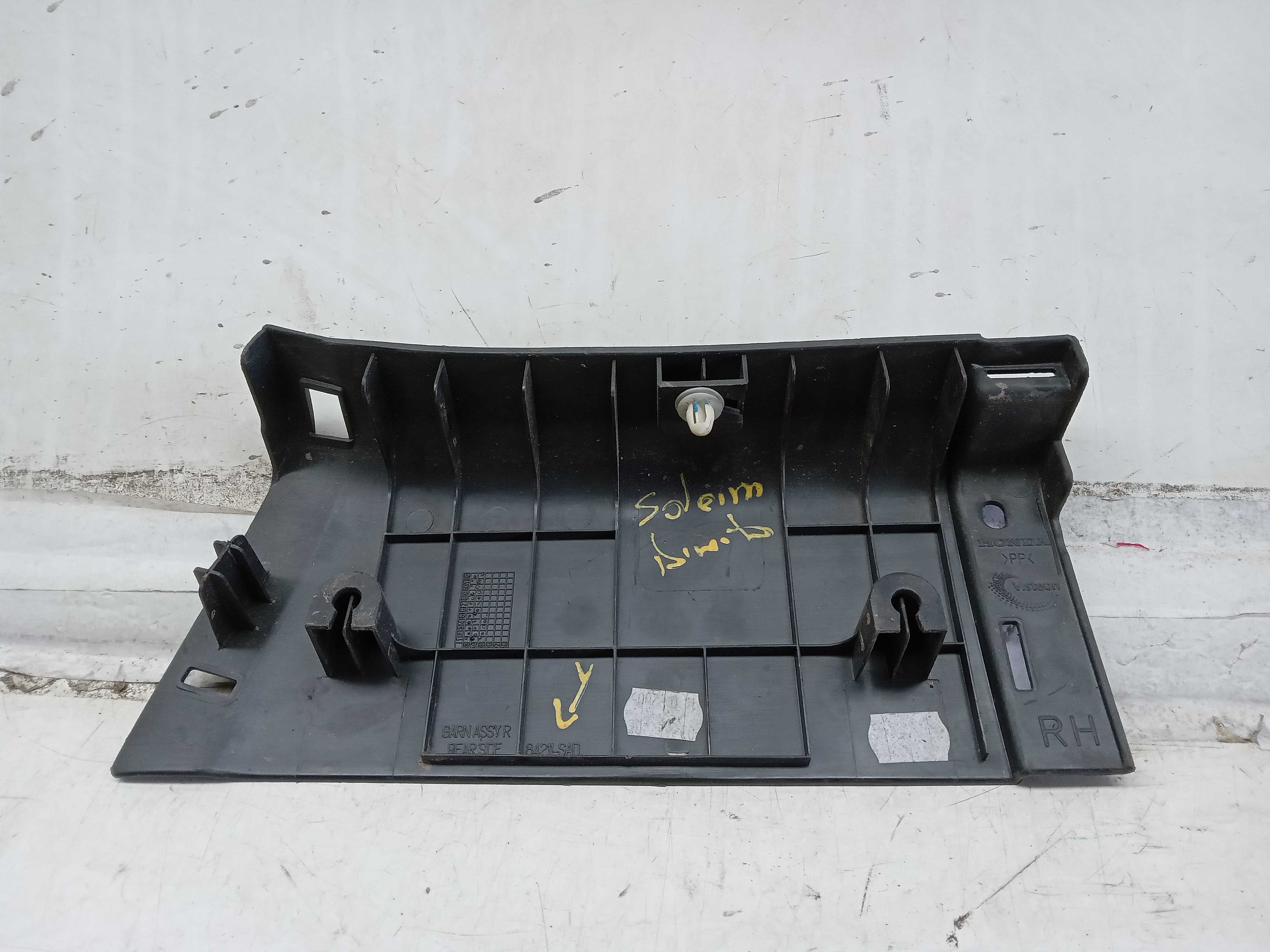 SOLEIRA PISANTE PORTA TRASEIRA LD HONDA FIT 2005