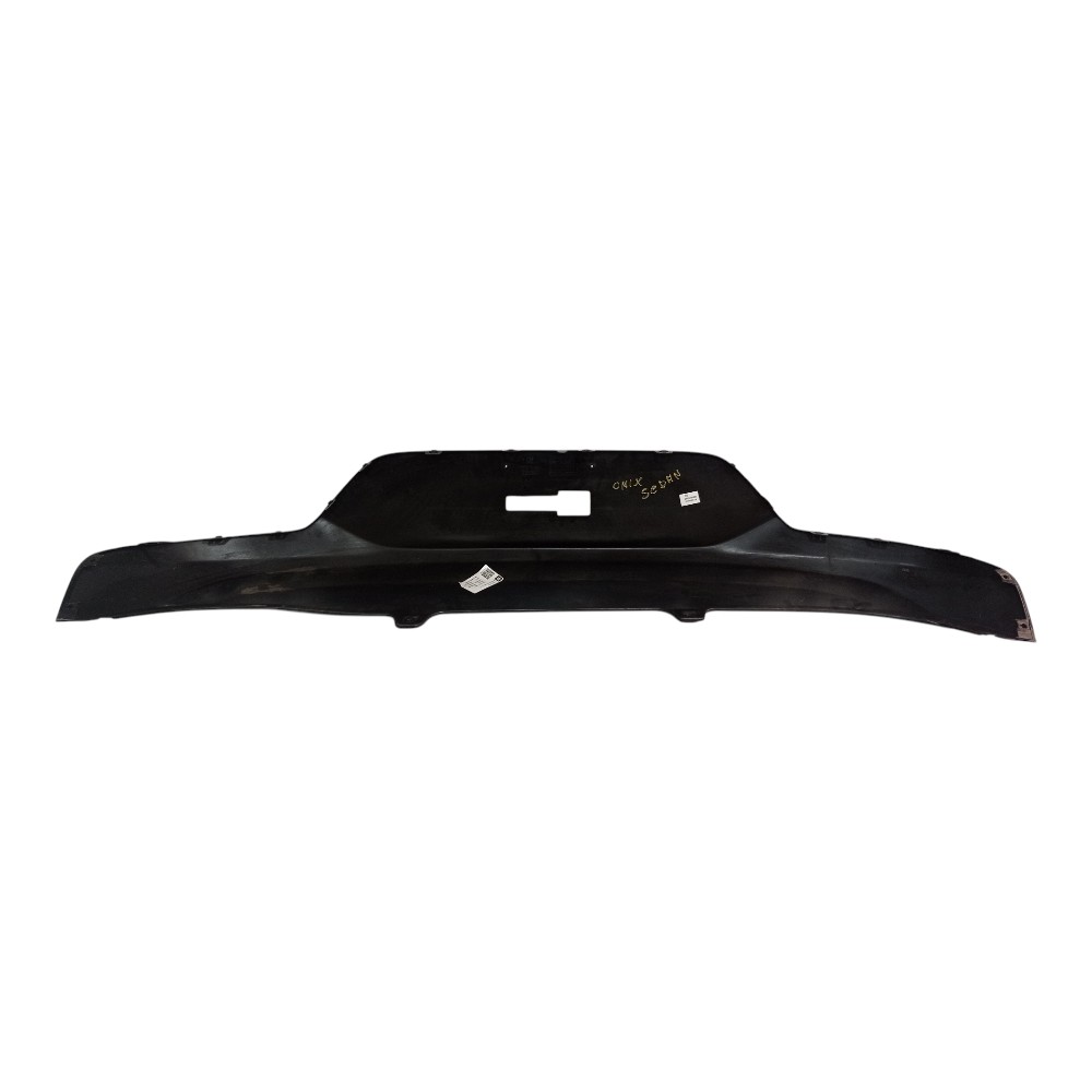 Moldura Inferior Traseira Gm Onix Sedan 2021 6