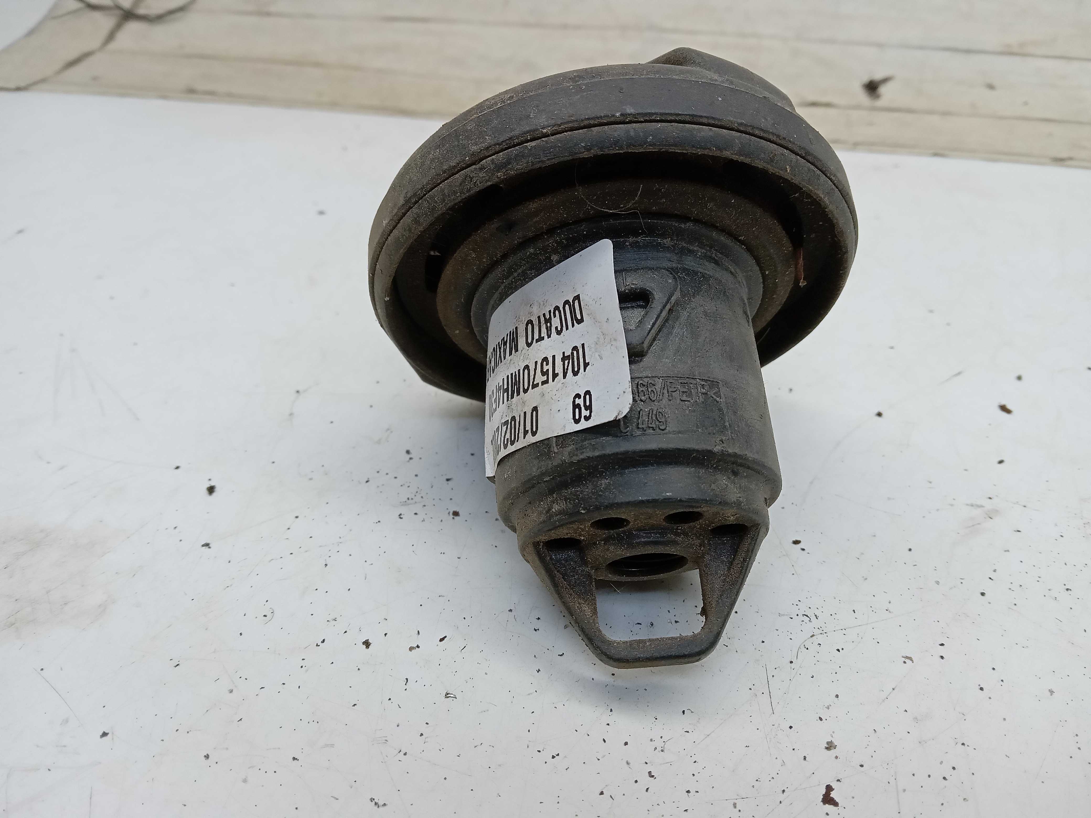 TAMPA GARGALO TANQUE COMBUSTIVEL FIAT DUCATO 2013 2