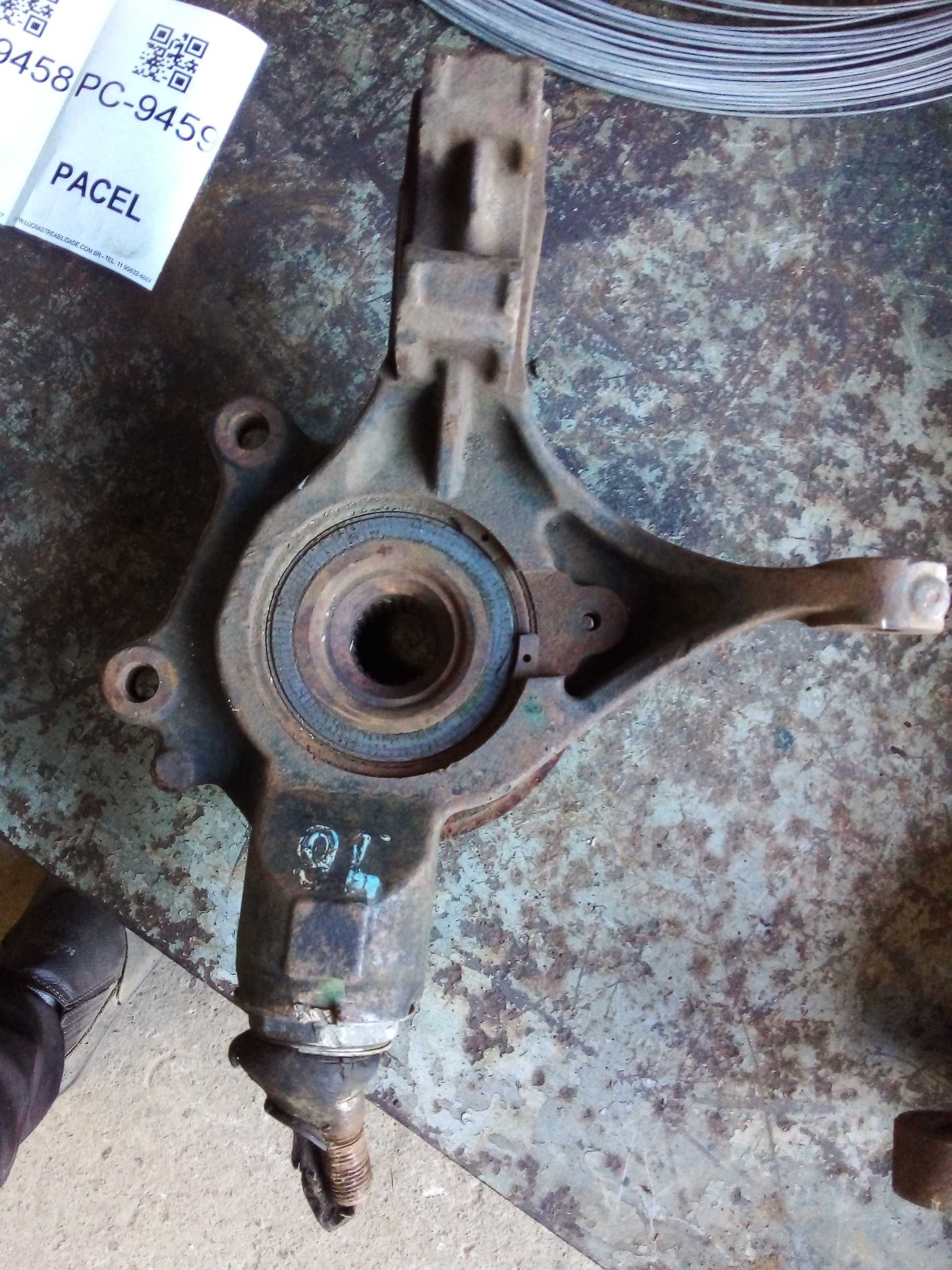 CUBO MONTANTE DIANTEIRO DIREITO C4 PALLAS 1