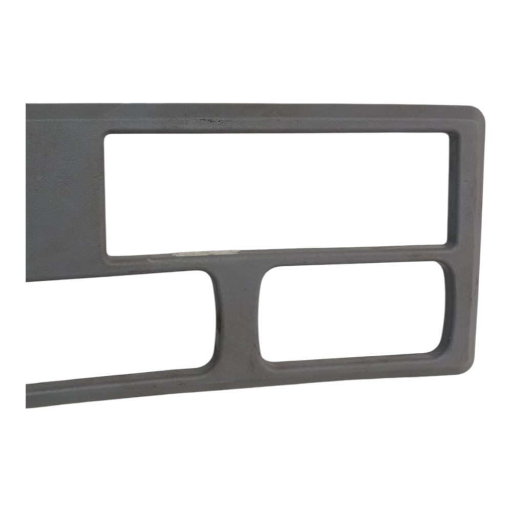 Moldura Plástica Do Painel Mb Atego Axor  Cinza 3