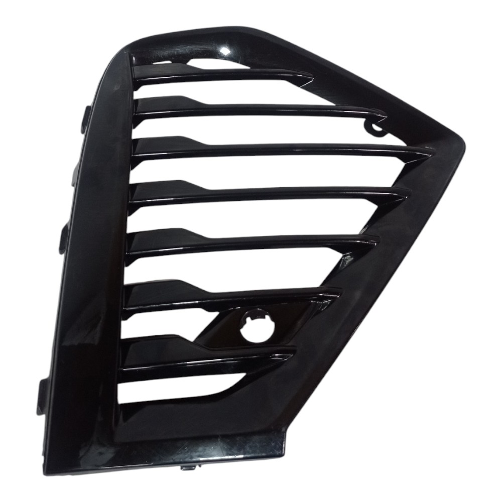 Moldura Grade Parachoque Dianteiro Direito Volvo Xc60 2023 1