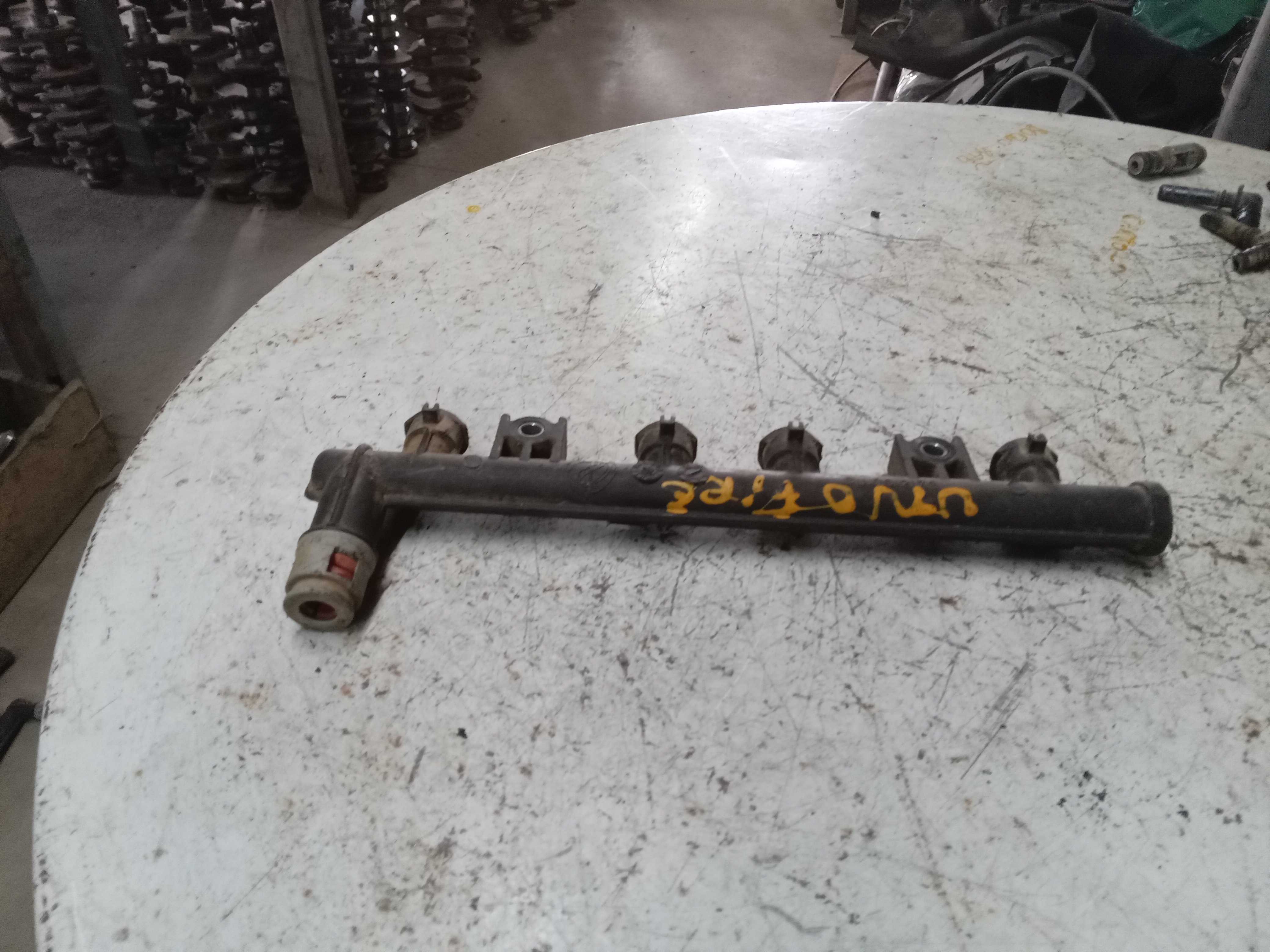 FLAUTA BICO INJEÇÃO FIAT PALIO OU UNO 8V 2002 a 2007 2
