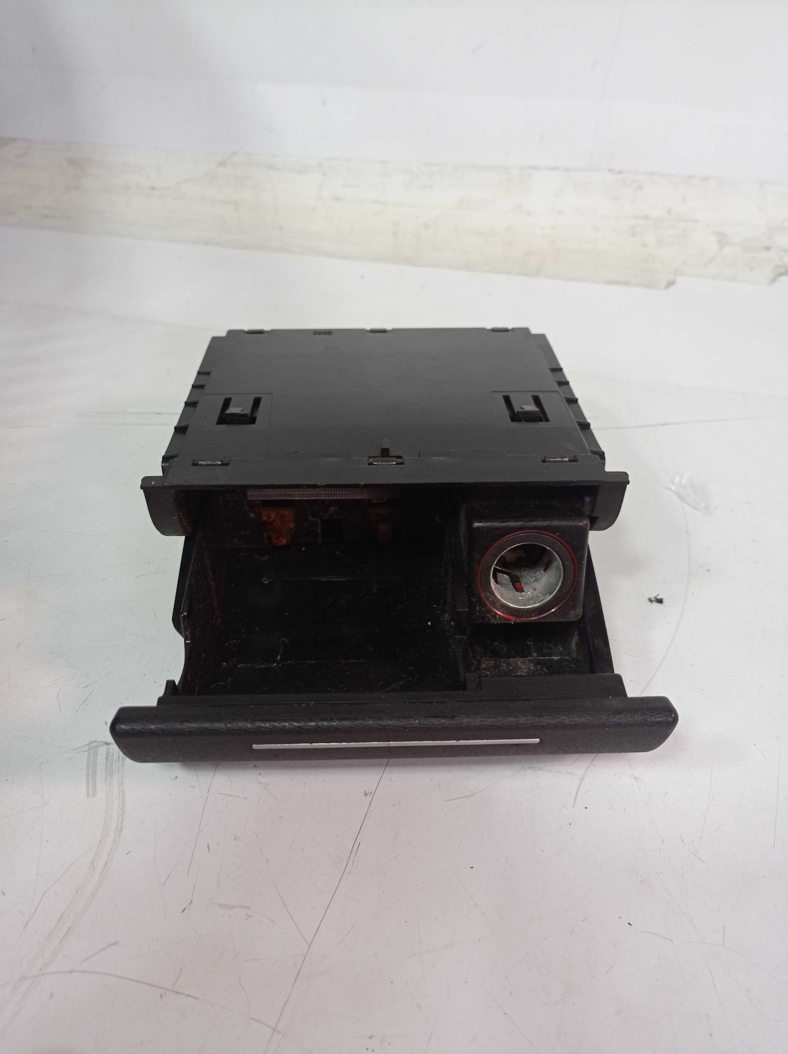 311270100 porta OBJETOS CINZEIRO Audi A3 2003