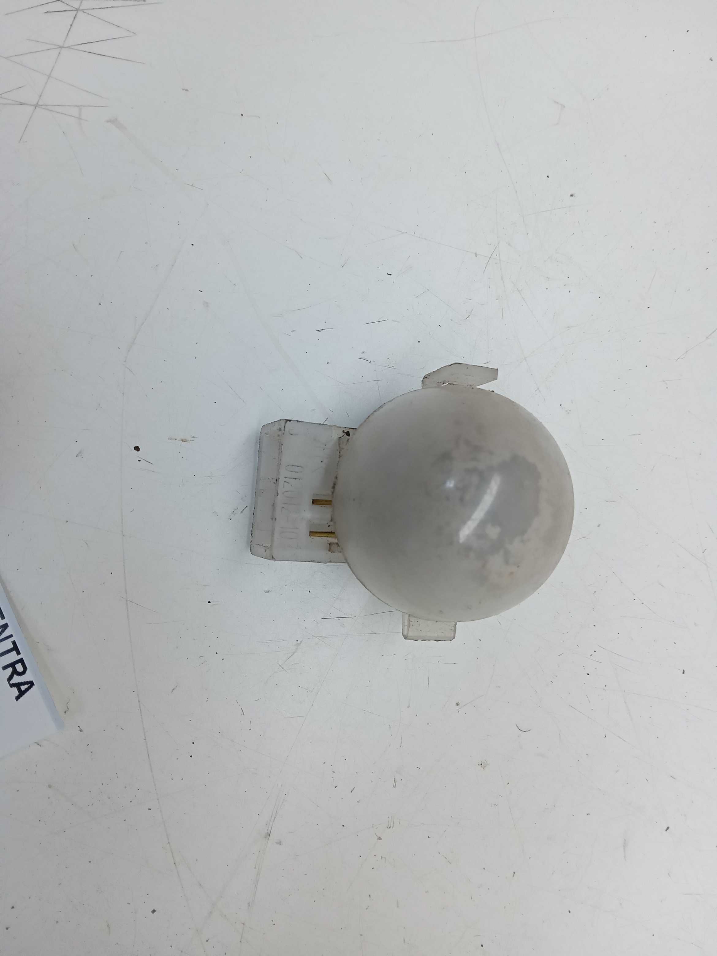 LUZ CORTEIA TRASEIRA NISSAN SENTRA 2013
