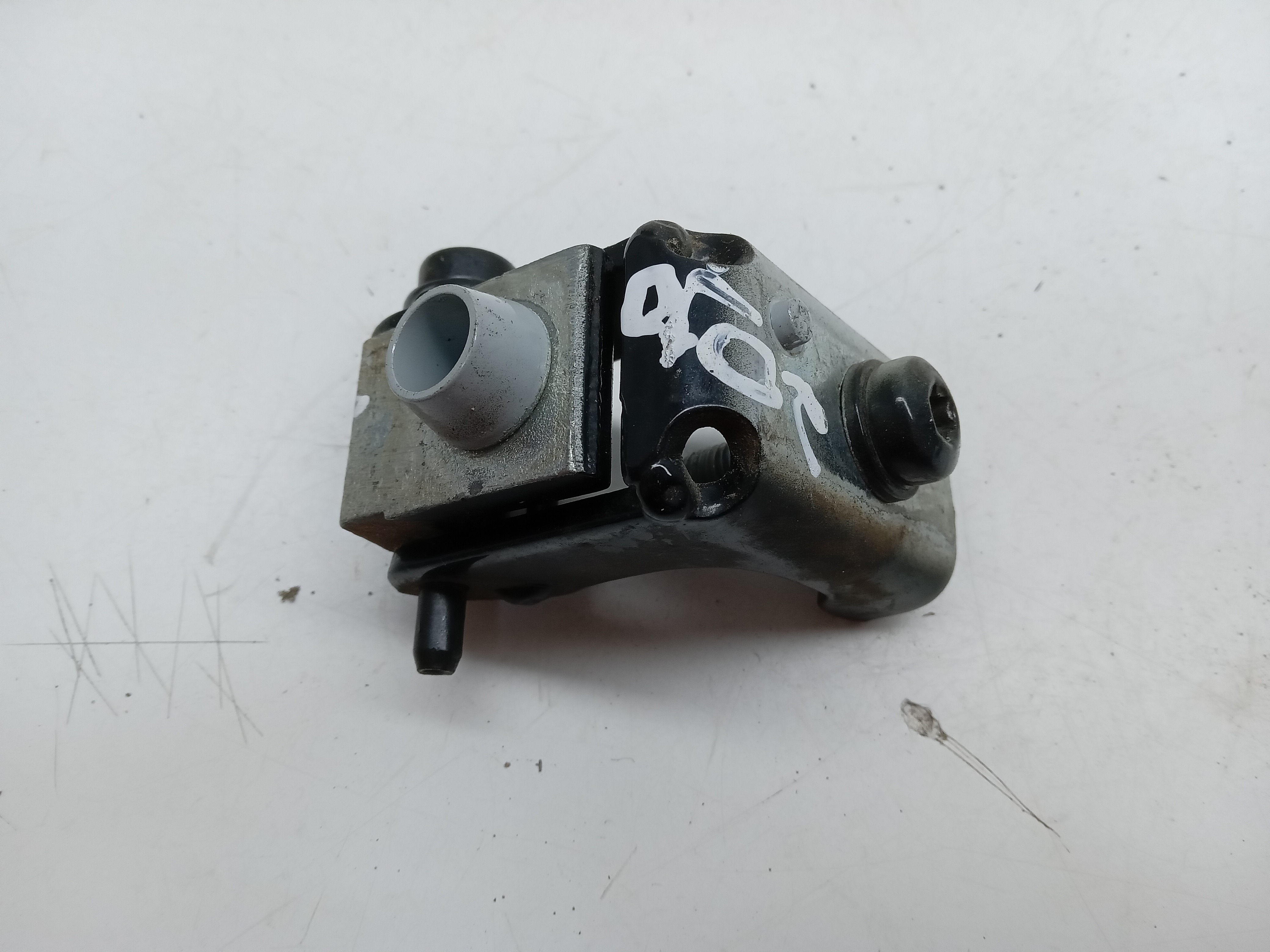 DOBRADIÇA SUPERIOR PORTA TRASEIRA PEUGEOT 207 2