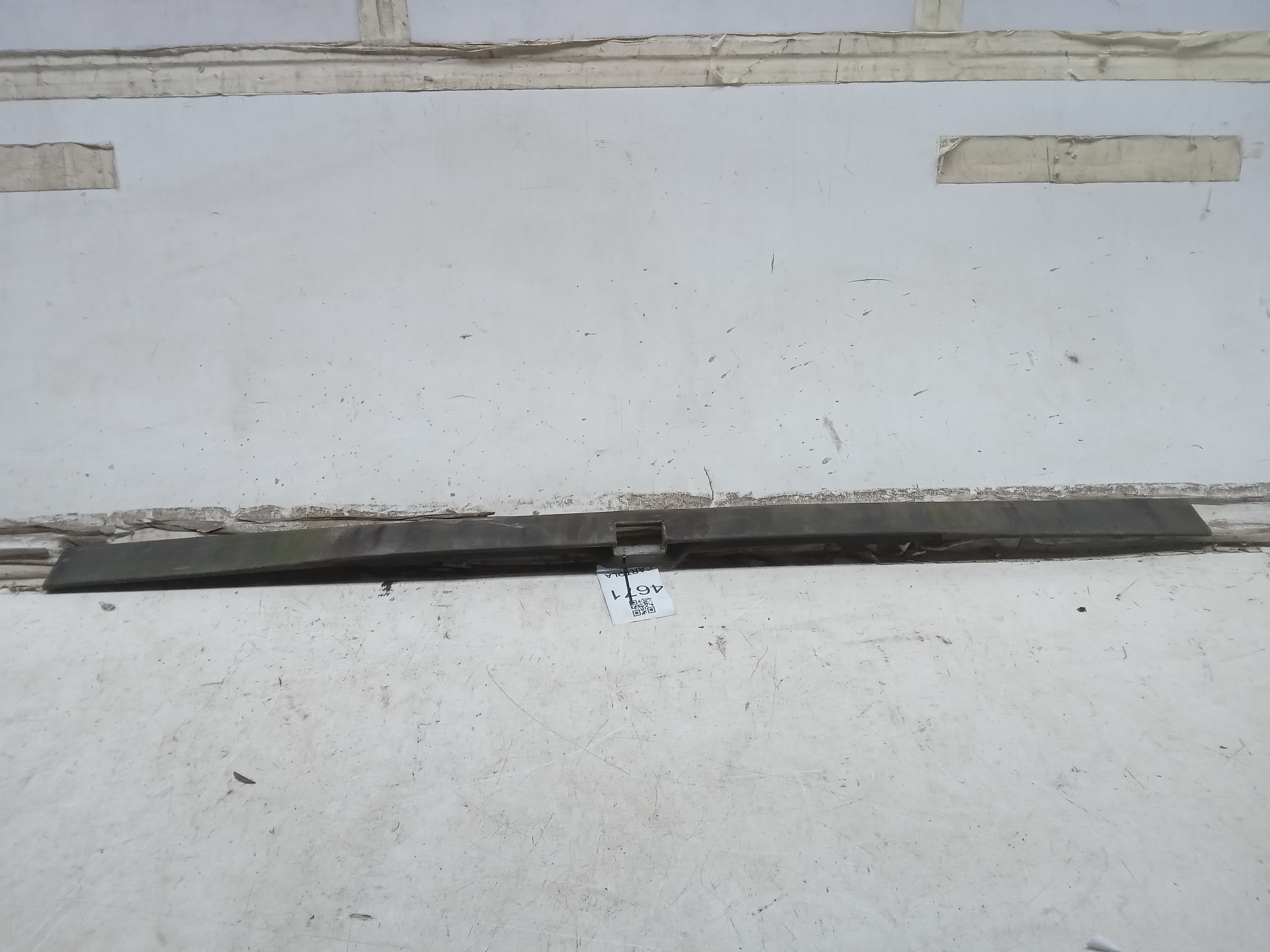 MOLDURA ACABAMENTO TAMPA PORTA MALAS GM OMEGA 1997 2