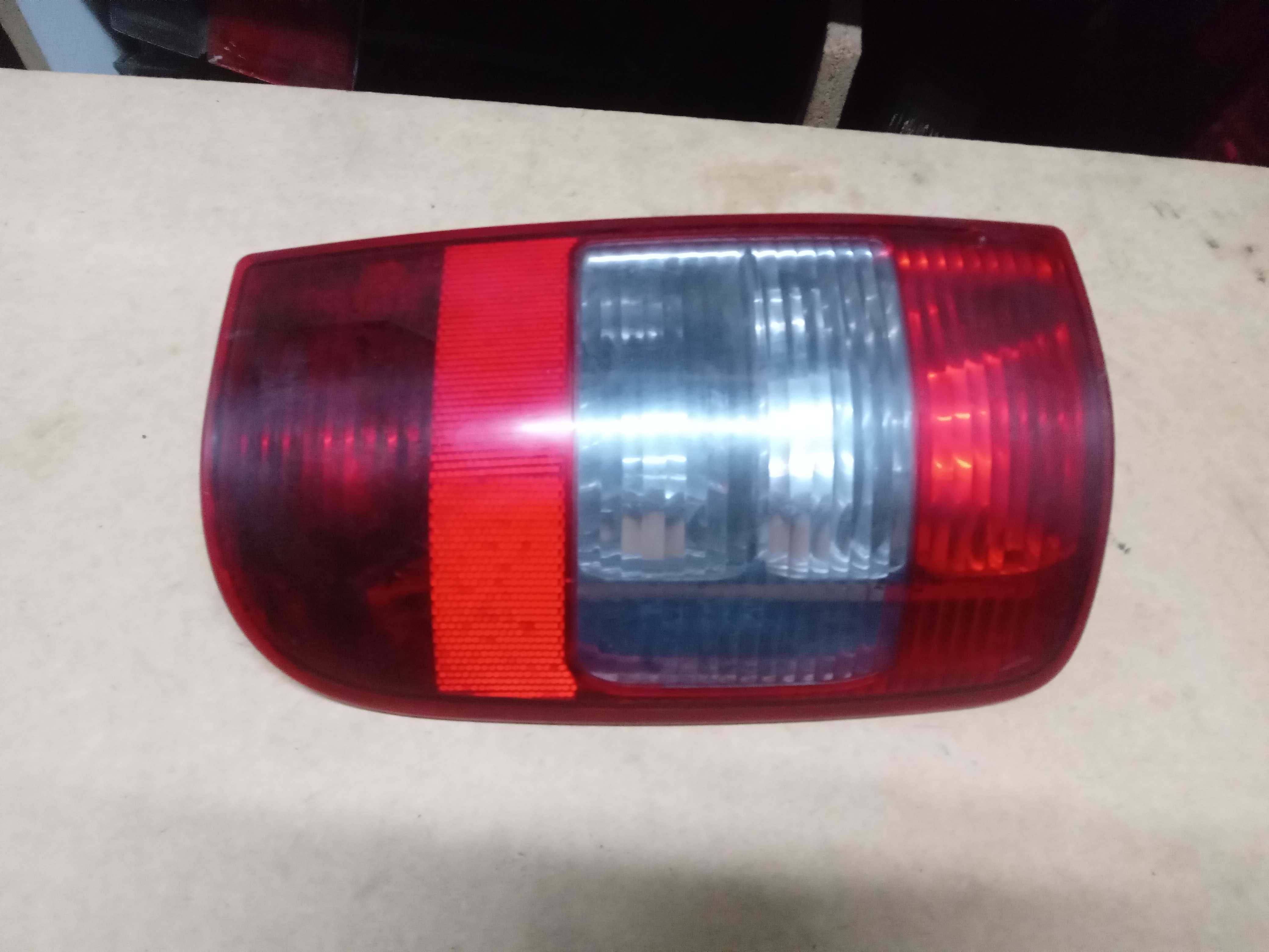 LANTERNA TRASEIRA DIREITA GM BLAZER 2005 1