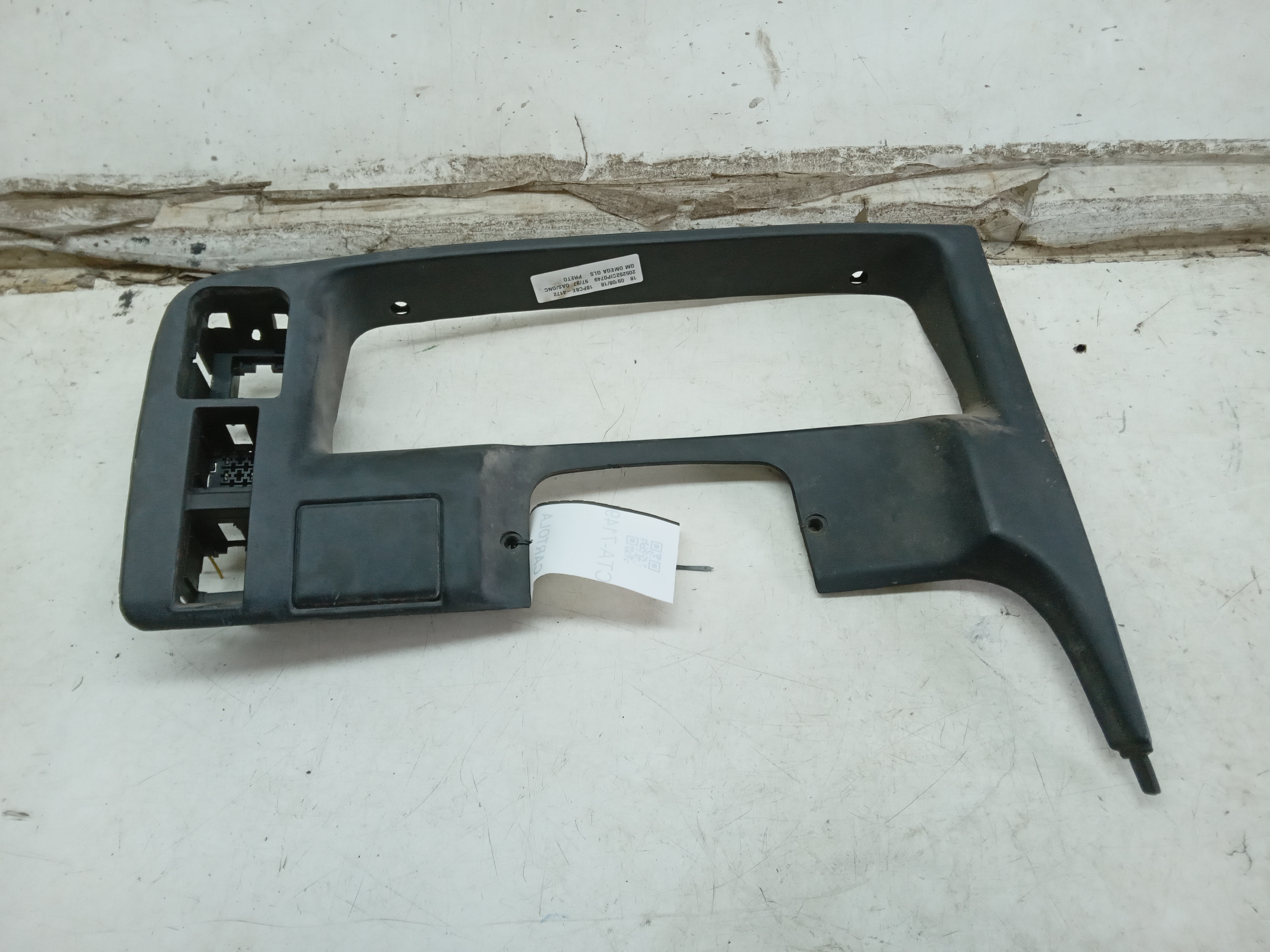 MOLDURA PAINEL INSTRUMENTOS GM OMEGA 1997