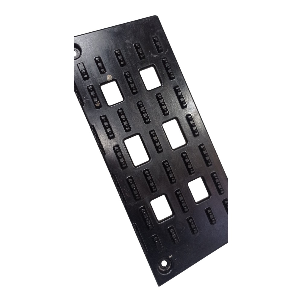 Tapete Estribo Superior Mercedes Benz Atego 2423 2425 Preto 3
