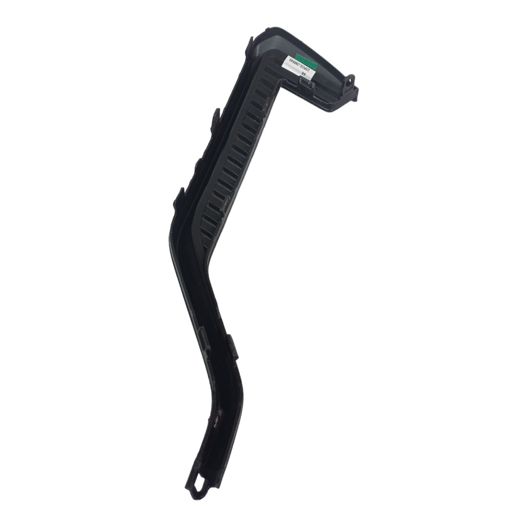 Moldura Friso Direito Parachoque Tras Volvo Xc60 2022 2023 5