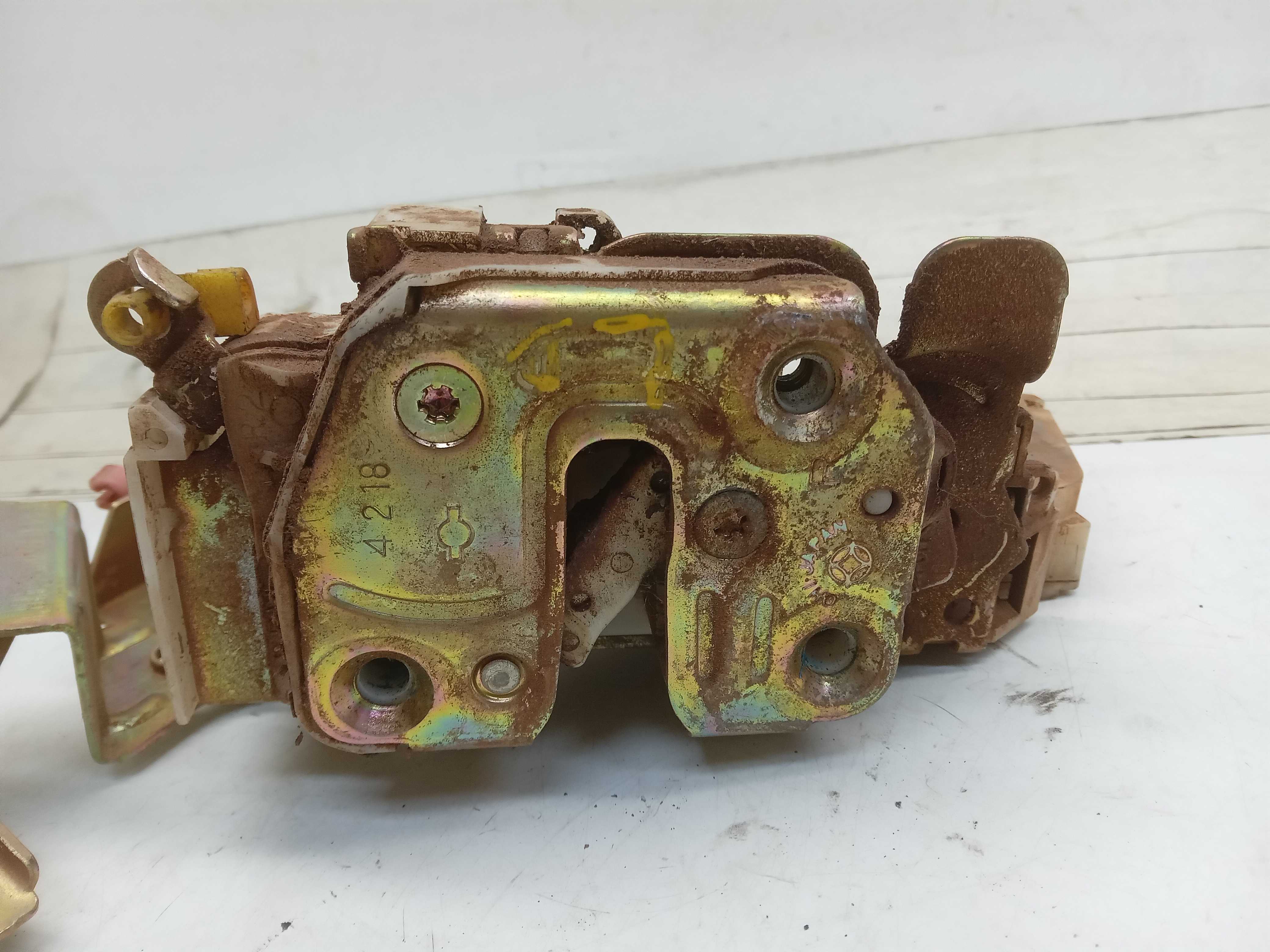 FECHADURA PORTA DIANTEIRA LD NISSAN FRONTIER 2004 2