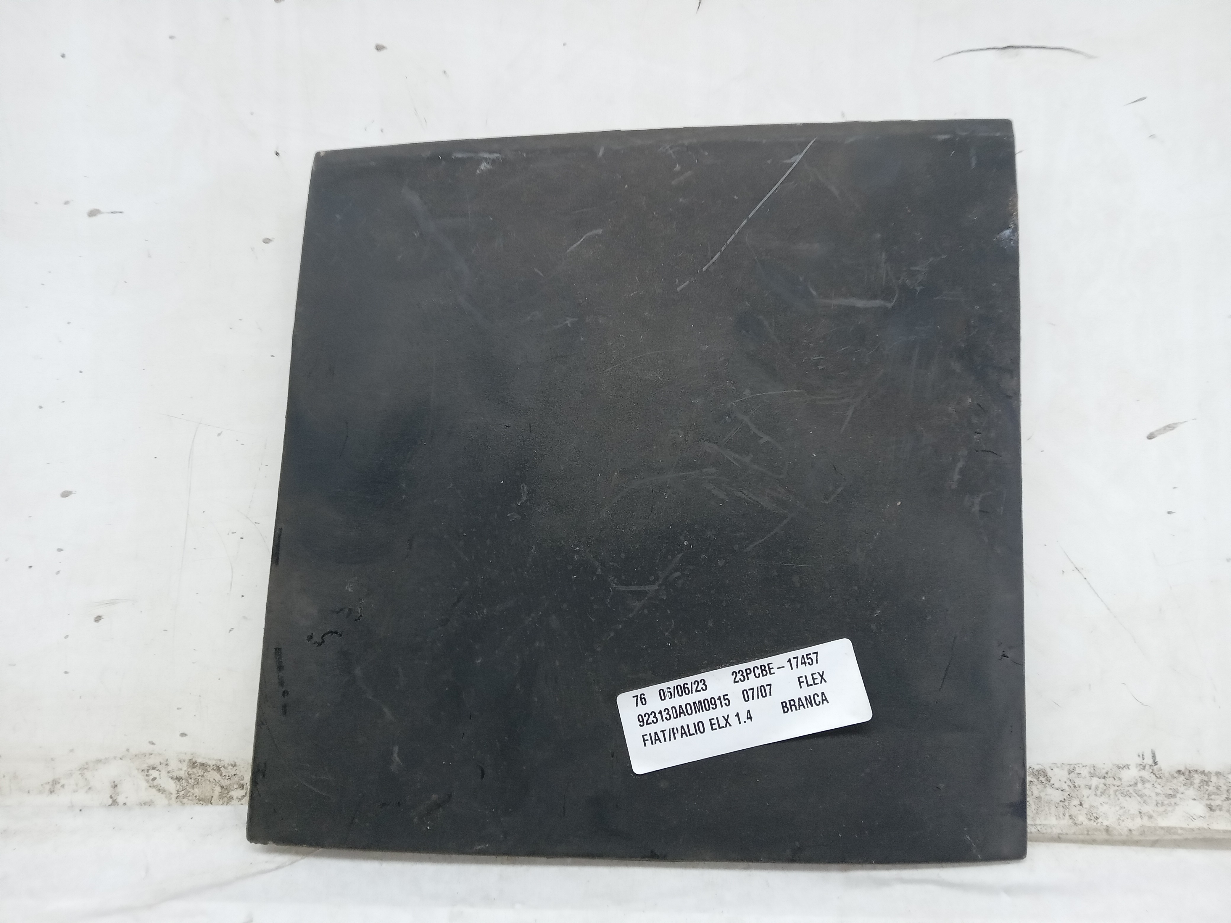MOLDURA ACABAMENTO TAMPA PAINEL FIAT PALIO FIRE 2006 4