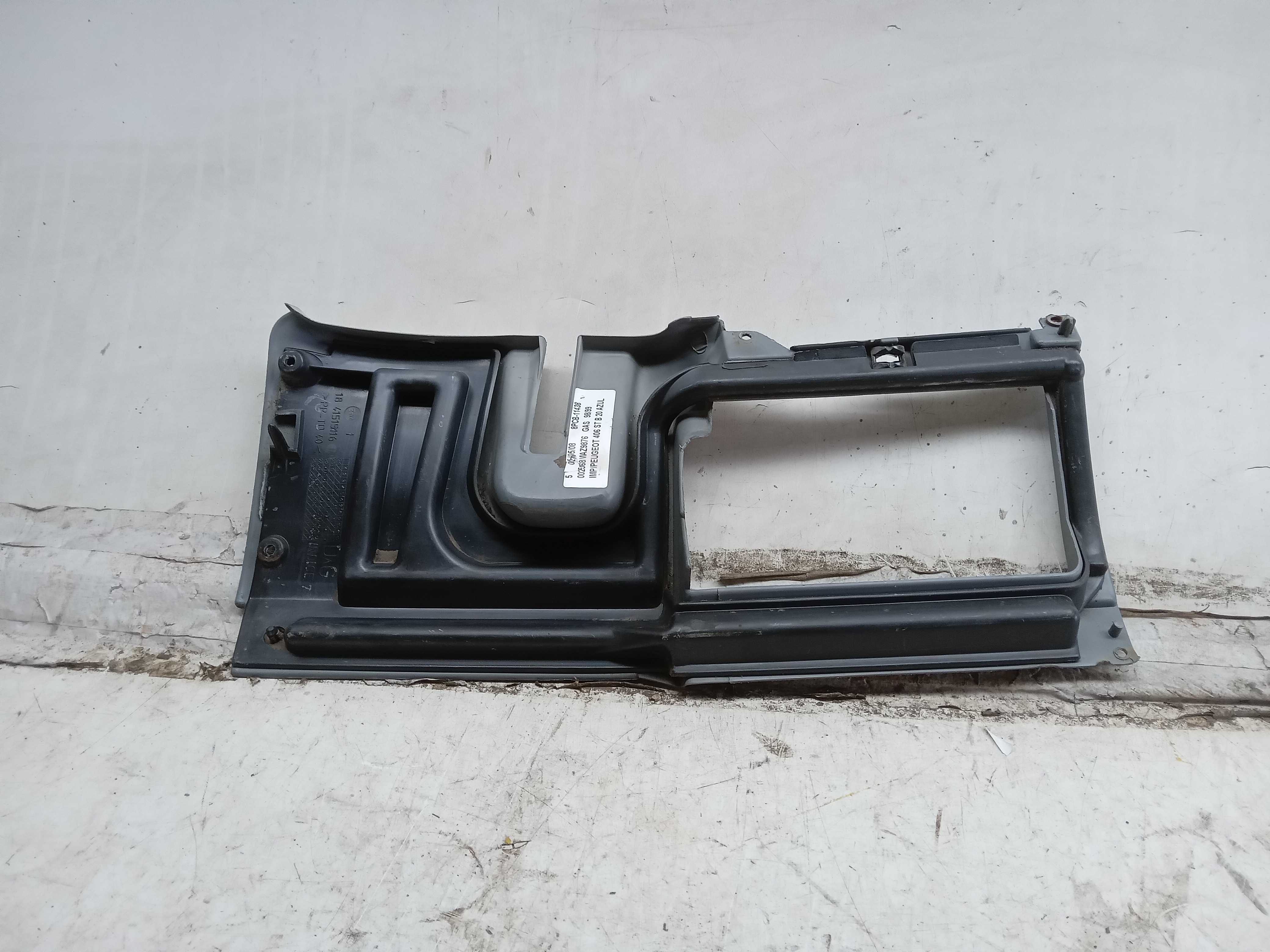 ACABAMENTO MOLDURA INFERIOR PAINEL LE PEUGEOT 406 1999 2