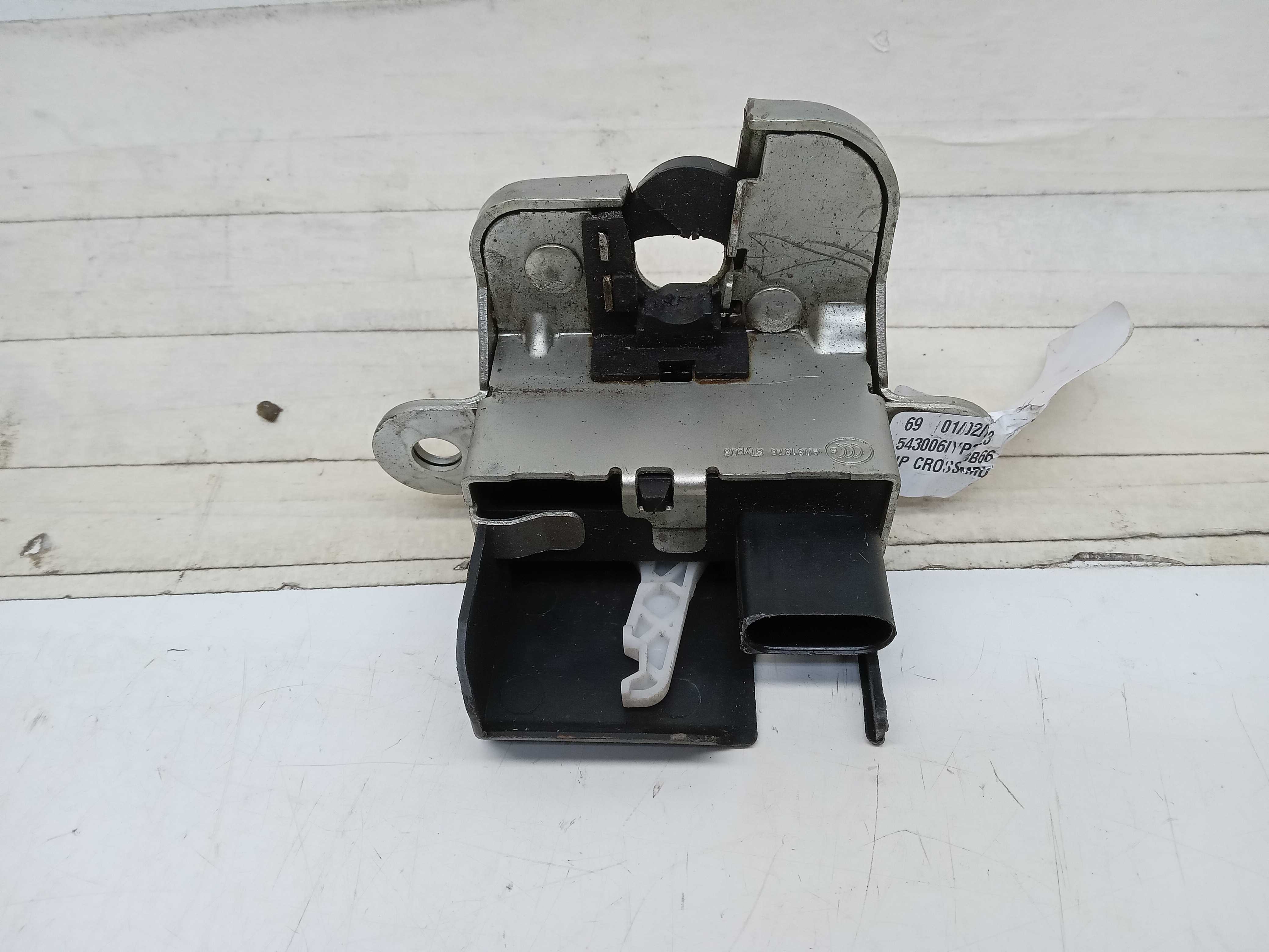 FECHADURA TAMPA TRASEIRA VW FOX 2018