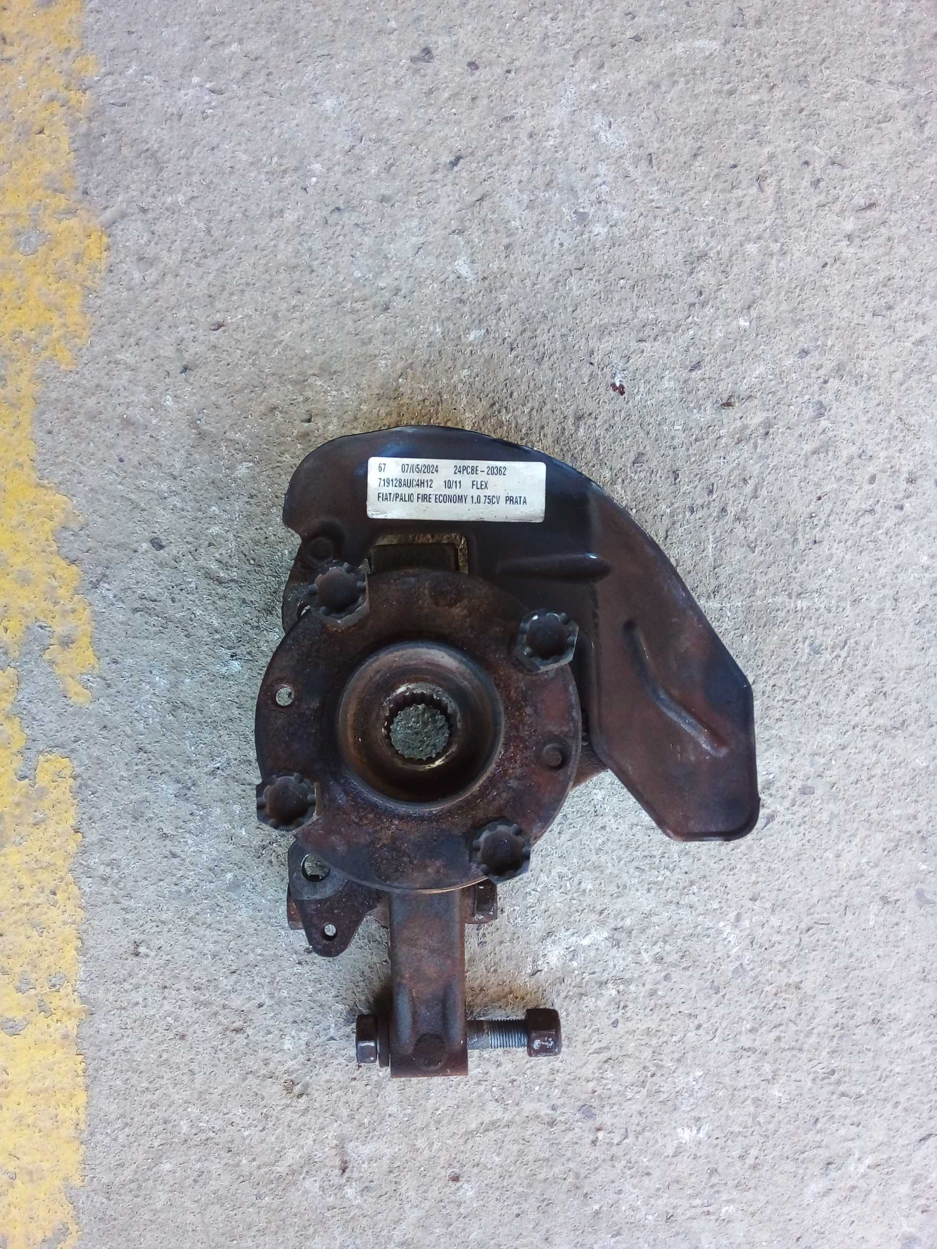 CUBO MONTANTE DIANTEIRO DIREITO FIAT PALIO SAPAO 1.0 2010 1