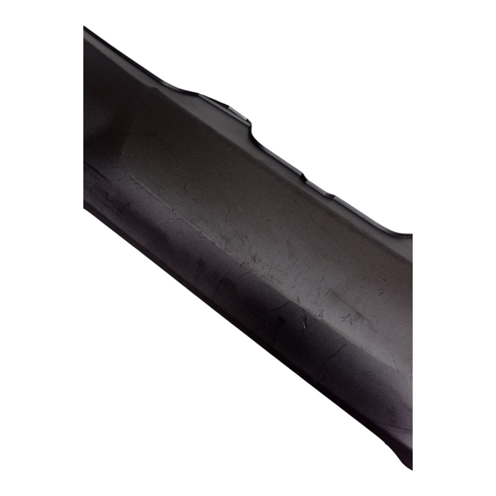 Spoiler Moldura Parachoque Traseiro Gm Tracker 2020 A 2024  Cinza-escuro 3
