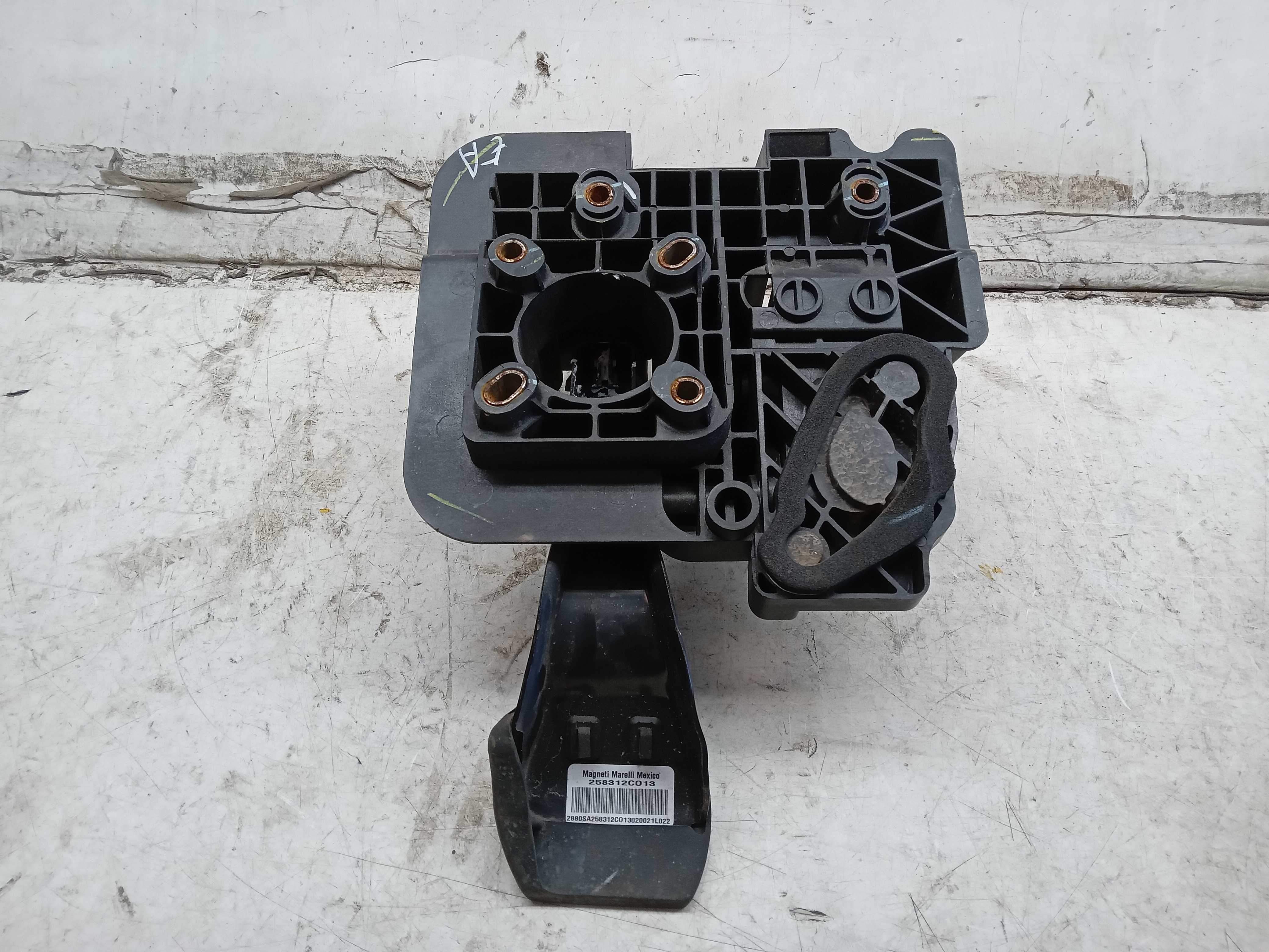 PEDALEIRA PEDAL FREIO FIAT 500 2015 2