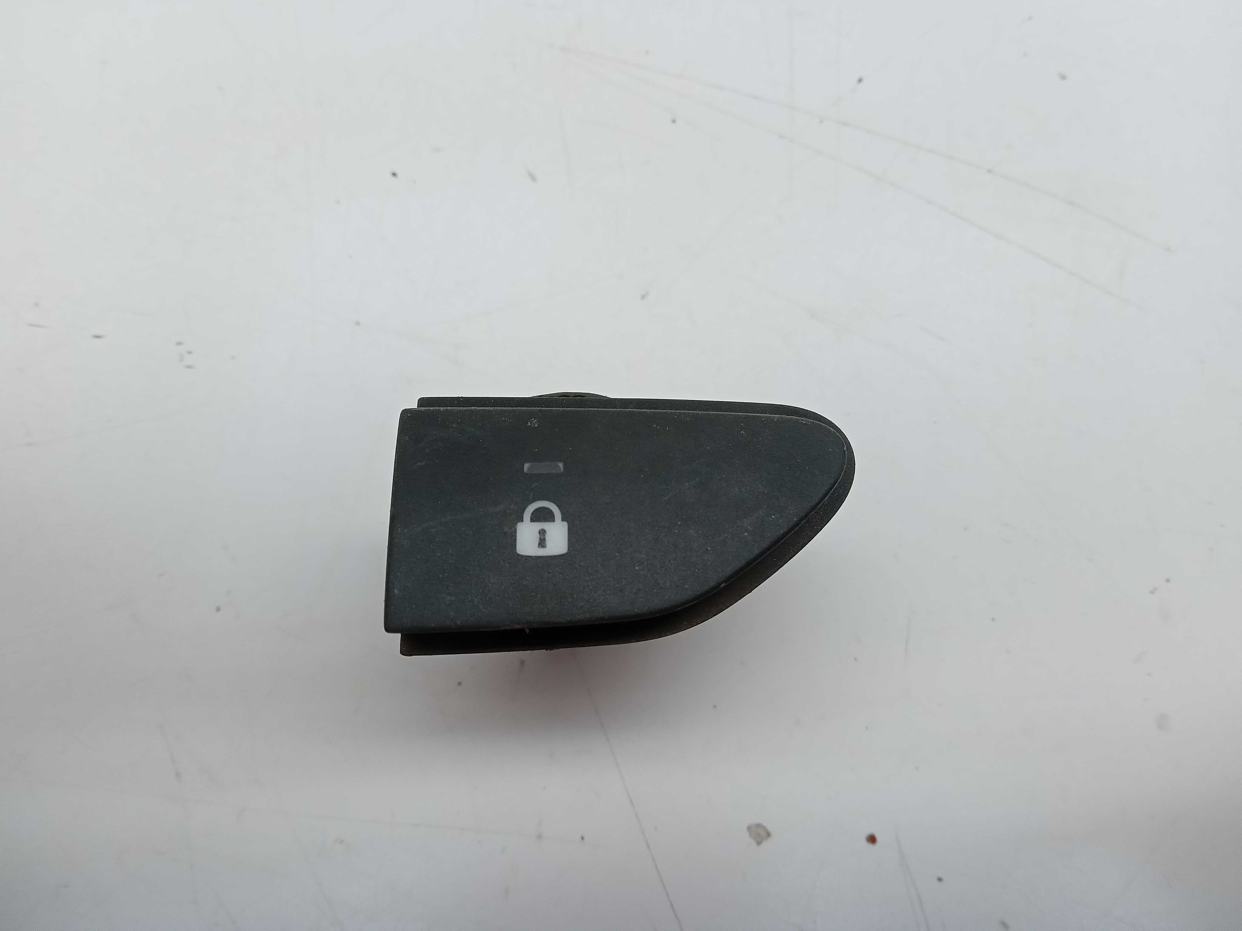 Comando botao trava porta renault captur duster 2015 a 2020 2