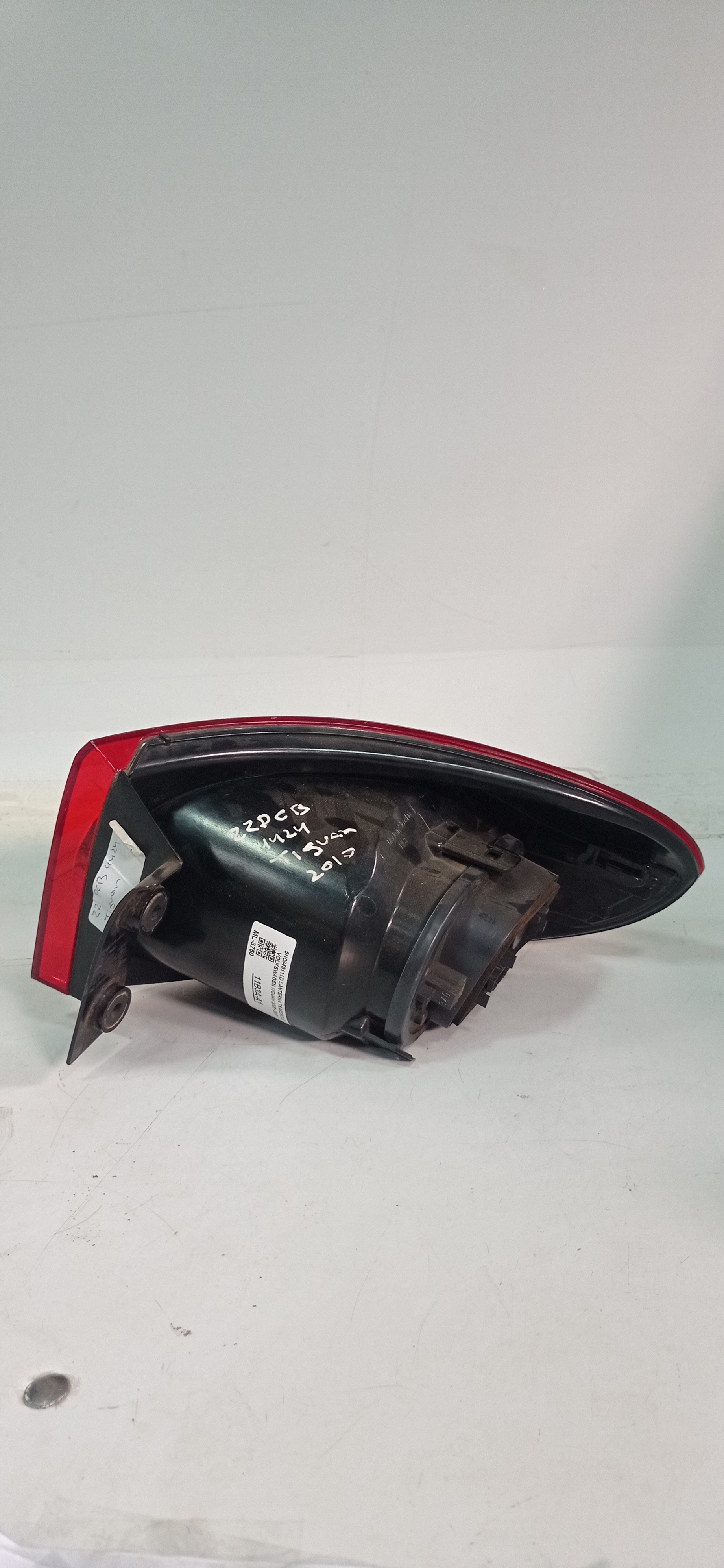 LANTERNA TRASEIRA ESQUERDA VOLKSWAGEN TIGUAN 2008 A 2010 2