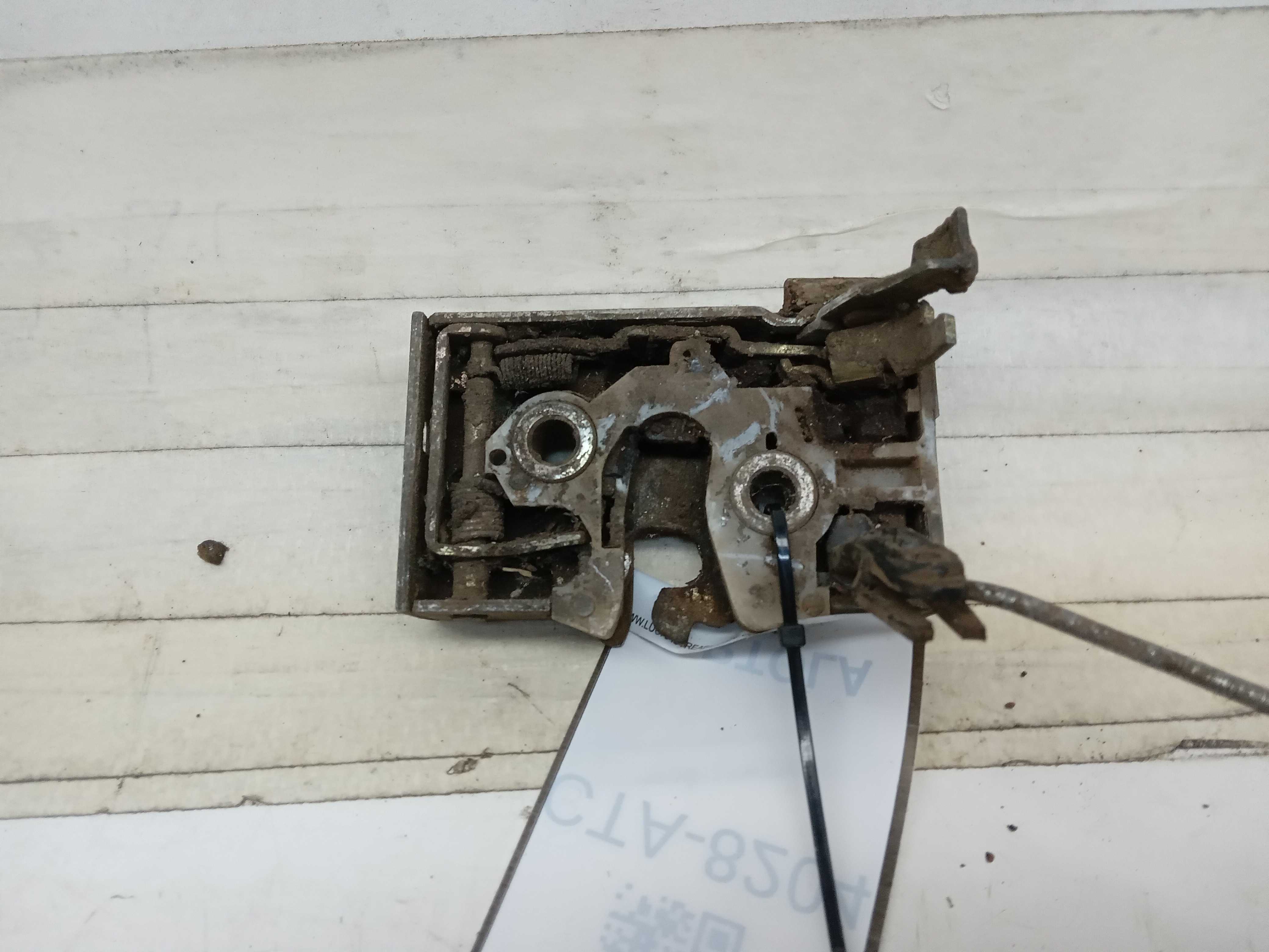 FECHADURA PORTA DIANTEIRA LD SANTANA 1984 2