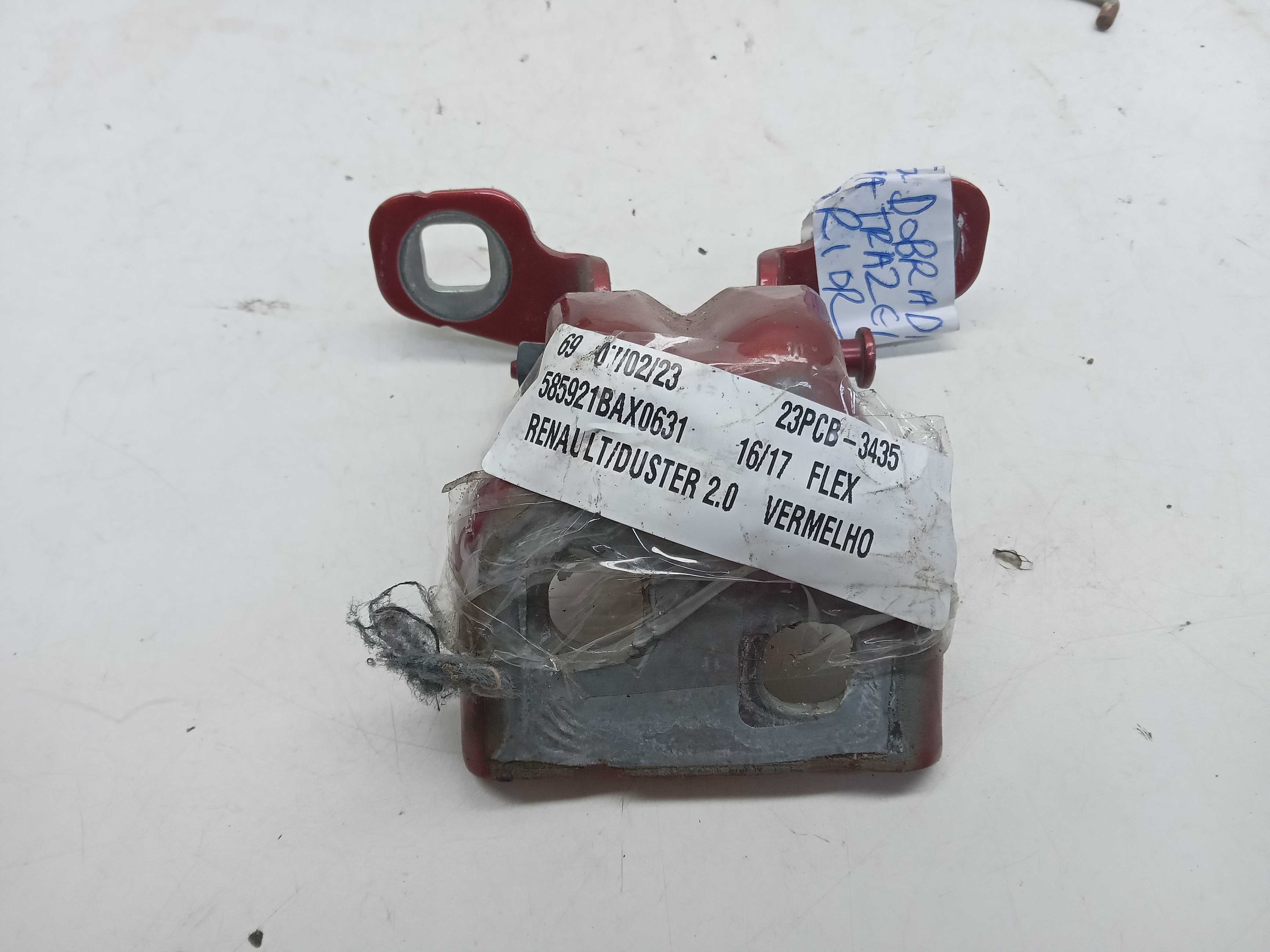DOBRADIÇA SUPERIOR PORTA TRASEIRA LD RENAULT DUSTER 2017 1