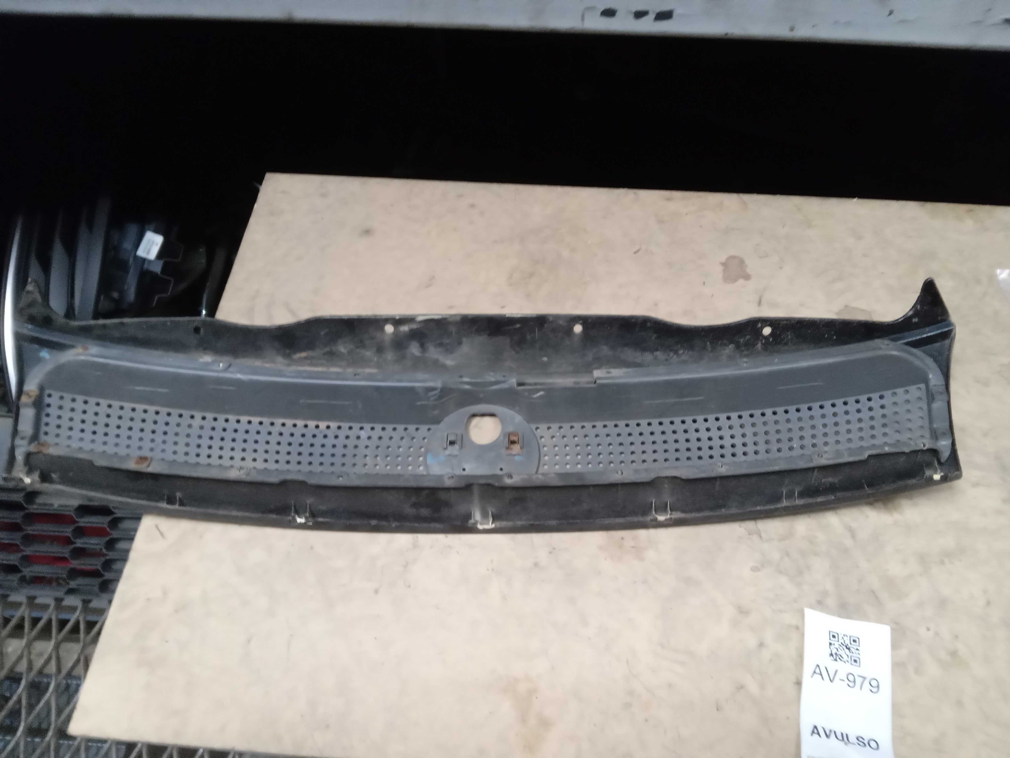 GRADE DIANTEIRO FRONTAL FIAT PALIO 2004 2