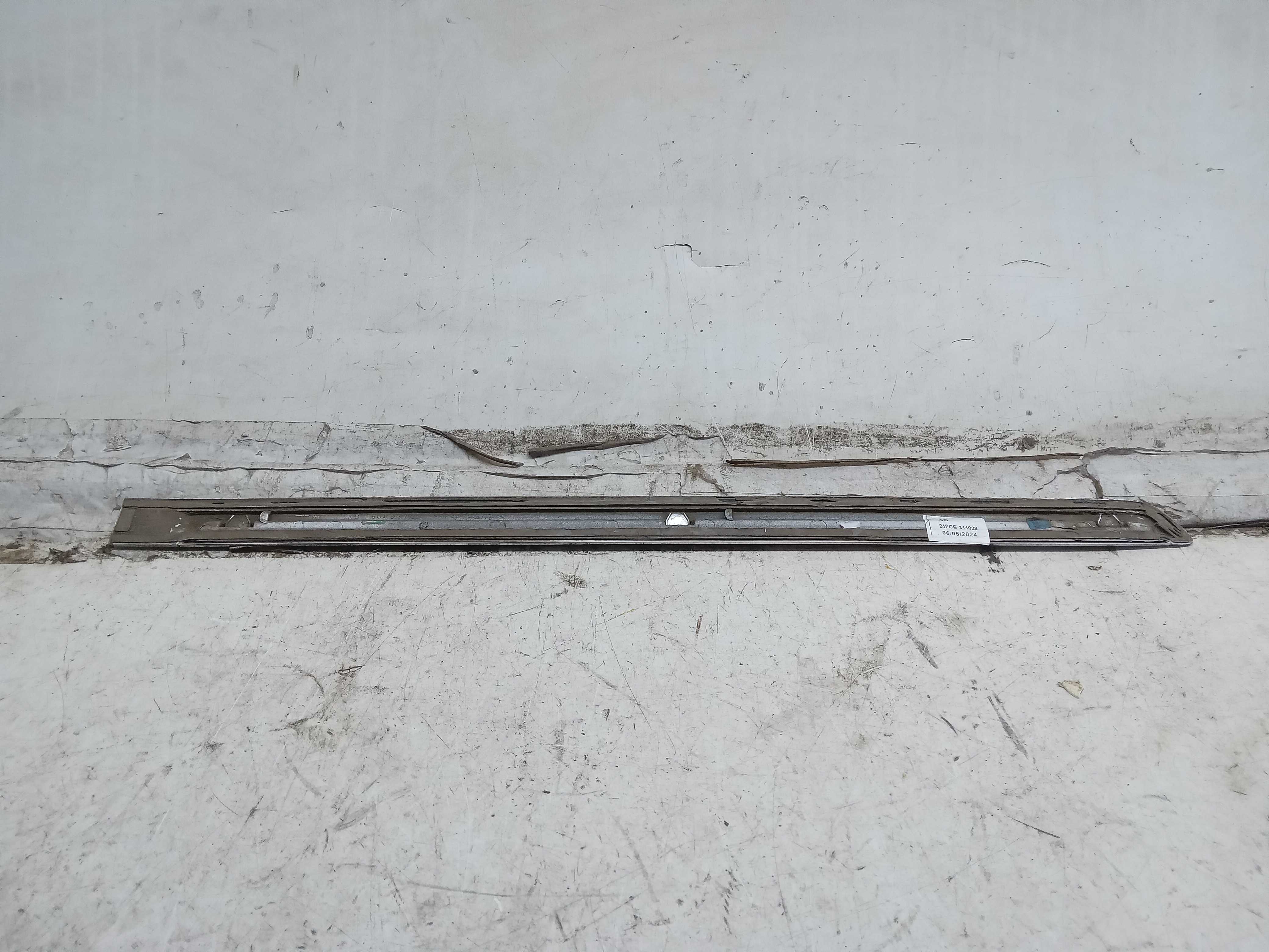 FRISO CROMADO PORTA TRASEIRA LE VW GOL G5 2008/2012 2